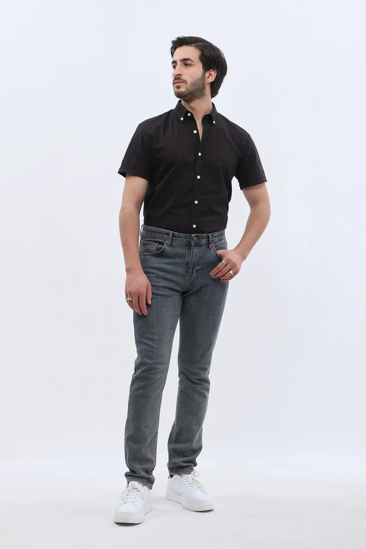 جينز Comfort Fit من DNM UNITED - لون أزرق كلاسيكي - Image 2