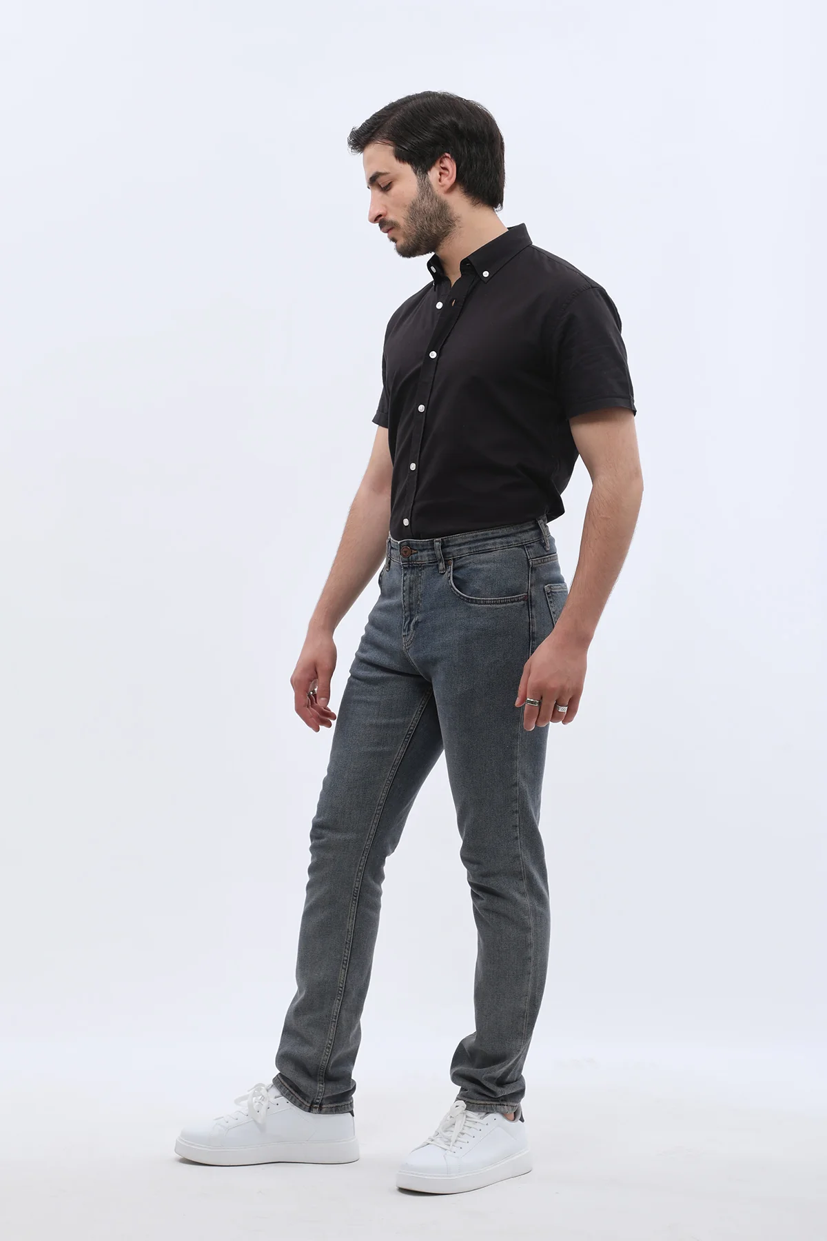 جينز Comfort Fit من DNM UNITED - لون أزرق كلاسيكي - Image 3