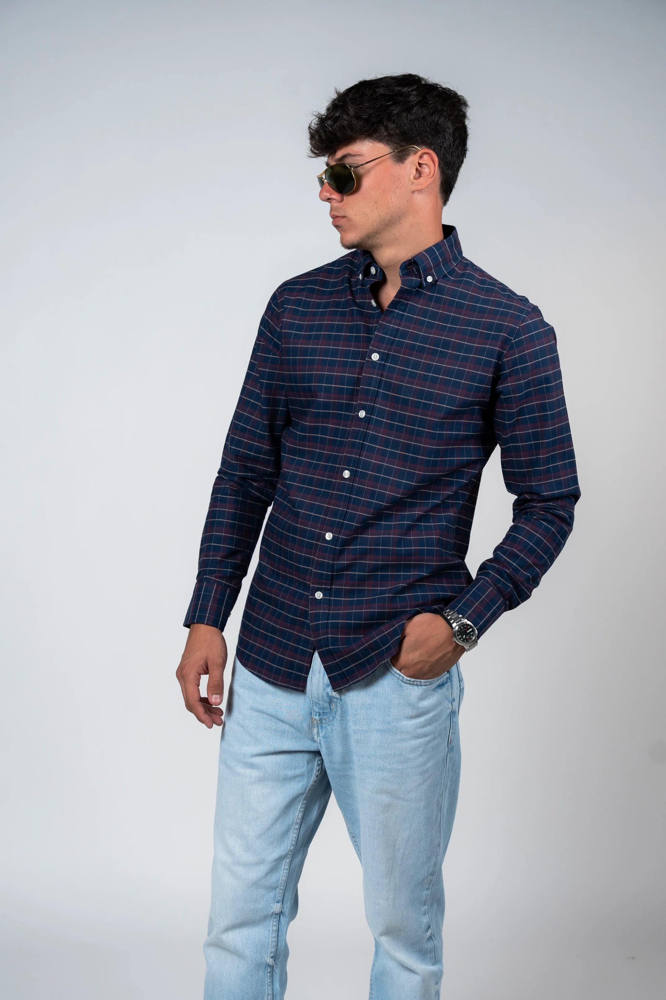 قميص كاروهات بقبة بأزرار من SHIRTSPRO - لون بنفسجي داكن  - Image 6