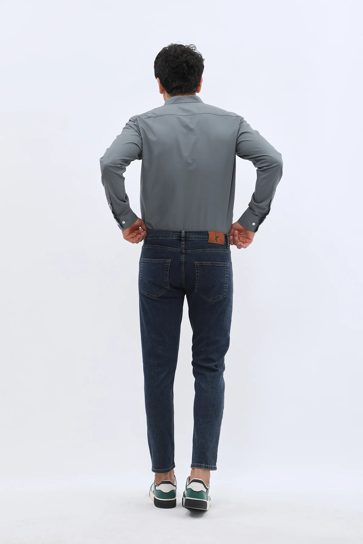 جينز Boyfriend Slim Fit من JEANSPRO - لون أزرق فحمي - Image 8