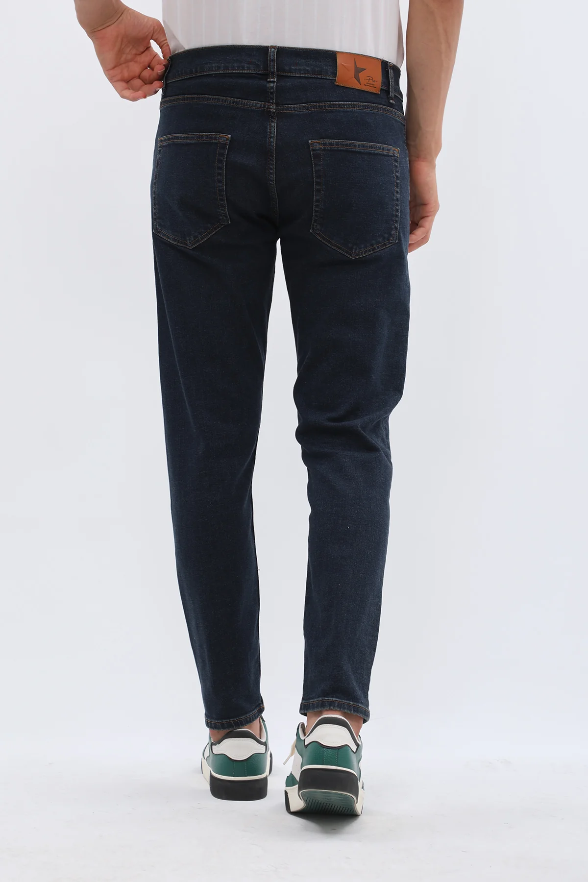 جينز Boyfriend Slim Fit من JEANSPRO - لون دينم كلاسيكي - Image 4