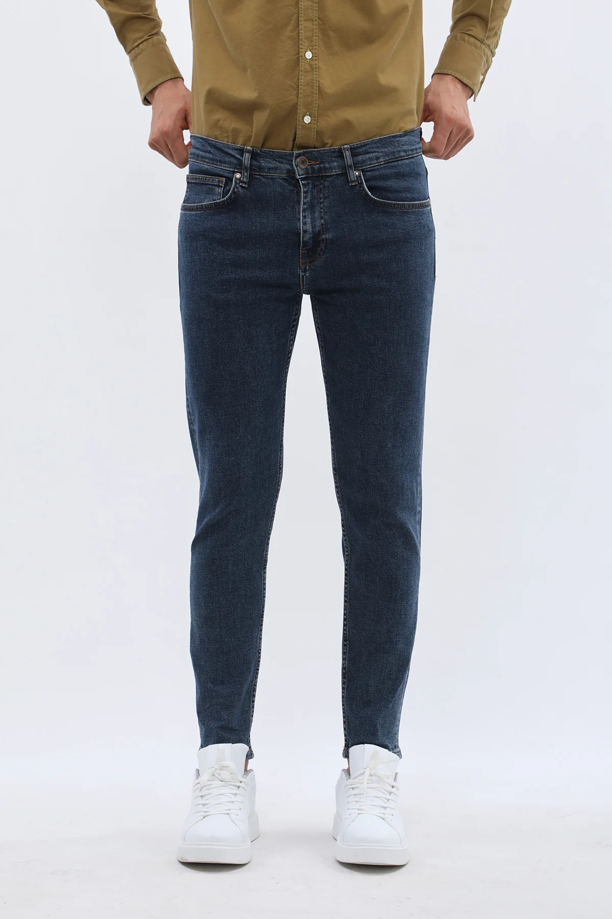 جينز Boyfriend Slim Fit من JEANSPRO - لون كحلي كلاسيكي - Image 3