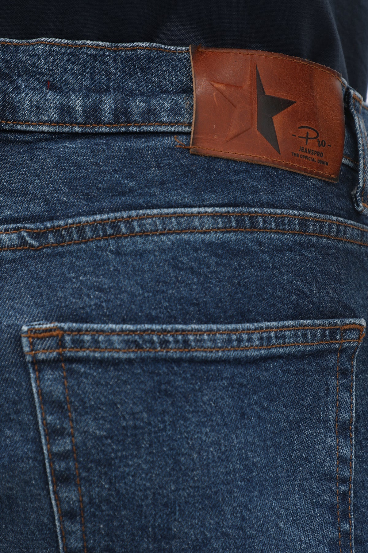 جينز Boyfriend Slim Fit من JEANSPRO - لون أزرق غامق - Image 7