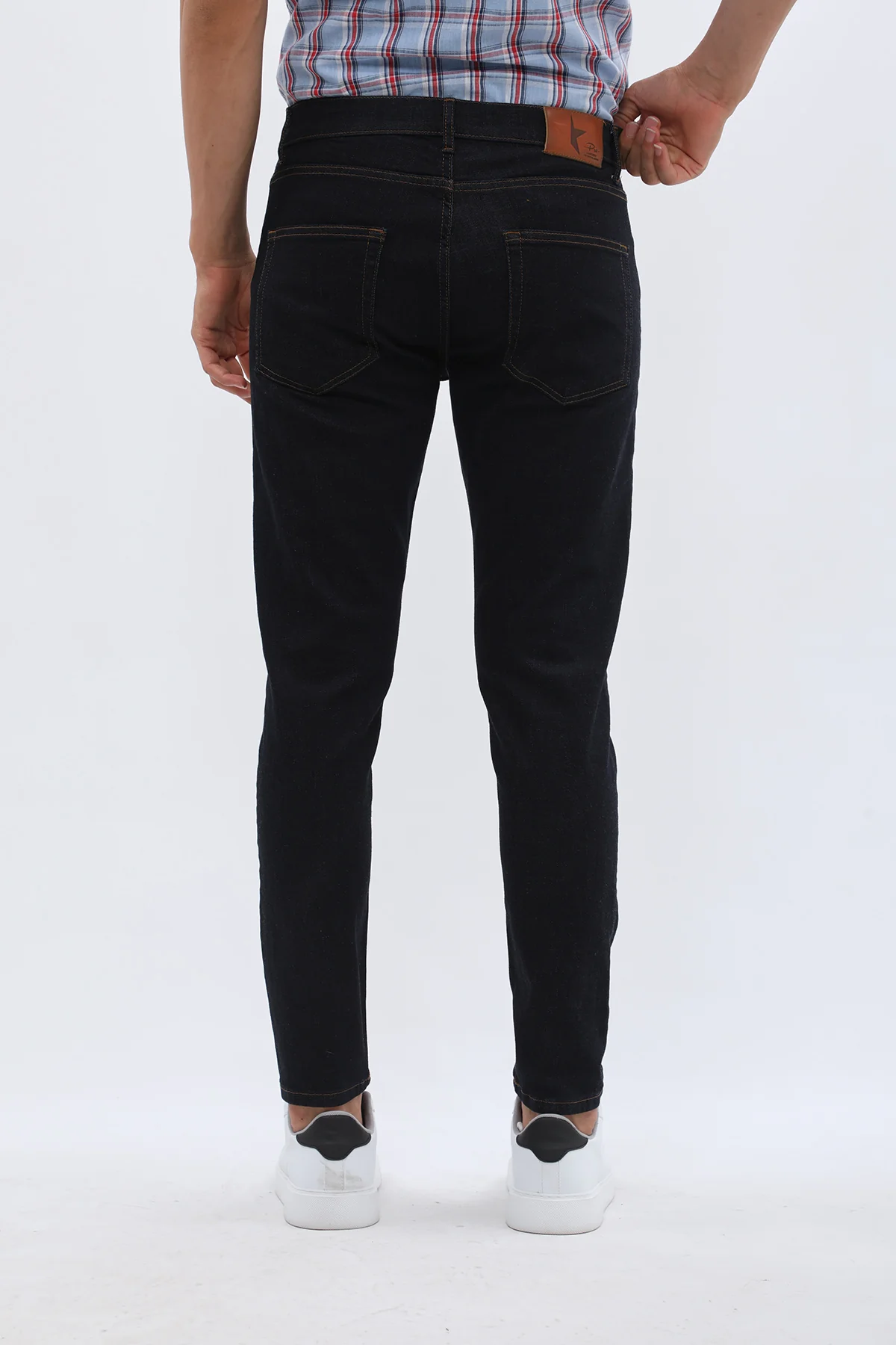 جينز Boyfriend Slim Fit من JEANSPRO - لون كحلي داكن - Image 4