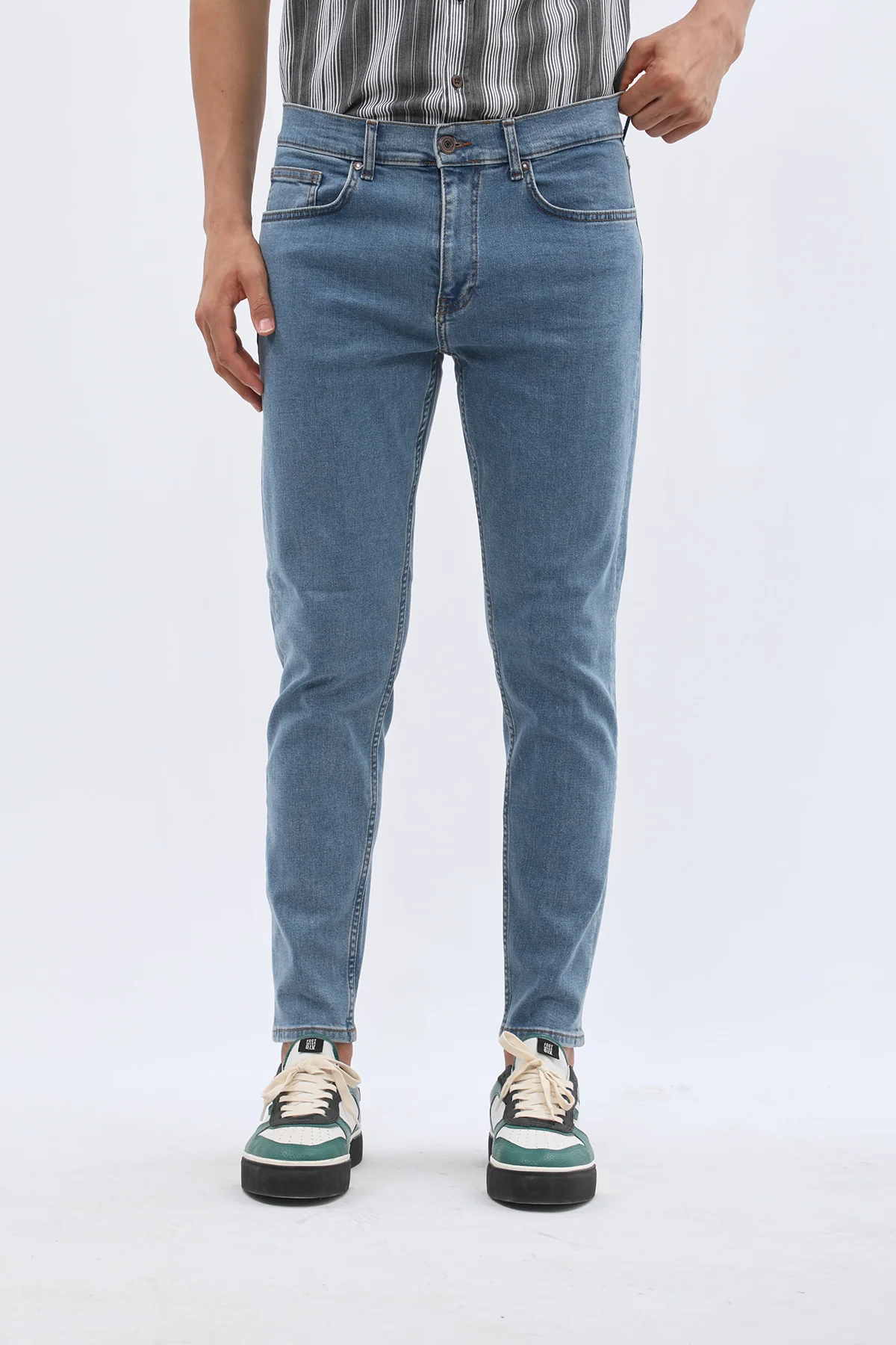 جينز Boyfriend Slim Fit من JEANSPRO - لون أزرق فاتح - Image 3