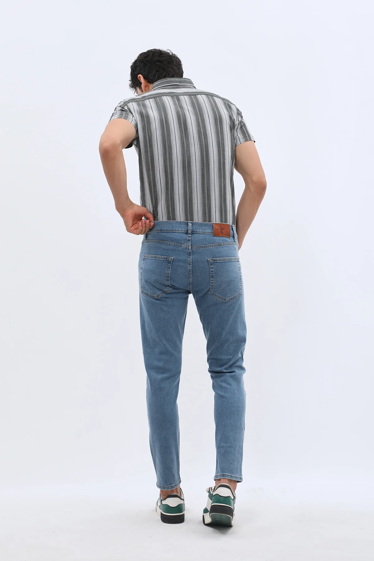 جينز Boyfriend Slim Fit من JEANSPRO - لون أزرق فاتح - Image 8