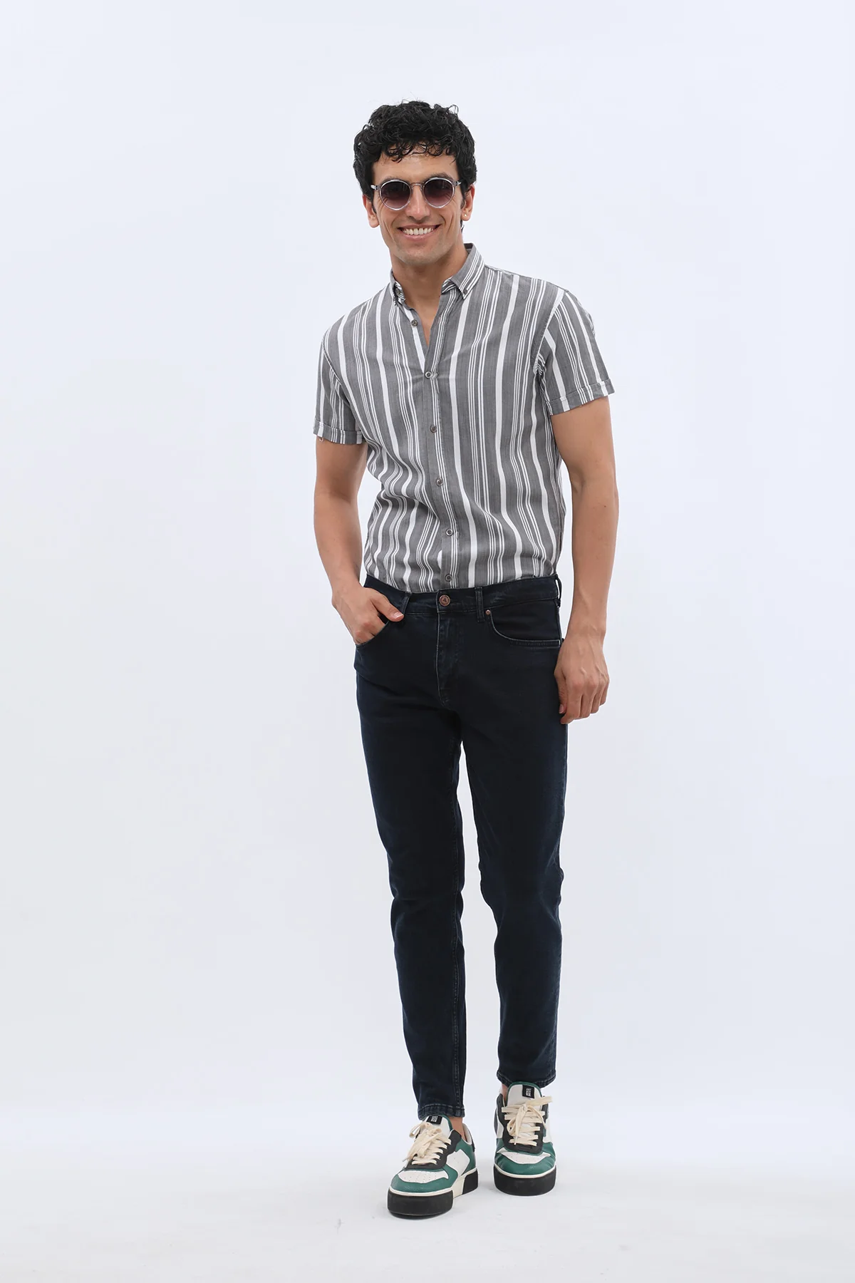 جينز Boyfriend Slim Fit من DNM UNITED - لون أزرق غامق
- Image 8