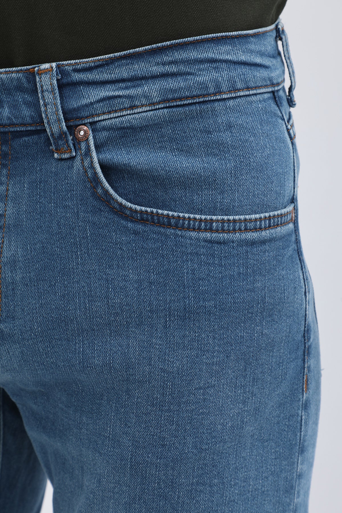 جينز Boyfriend Slim Fit من JEANSPRO - لون أزرق ناعم - Image 5