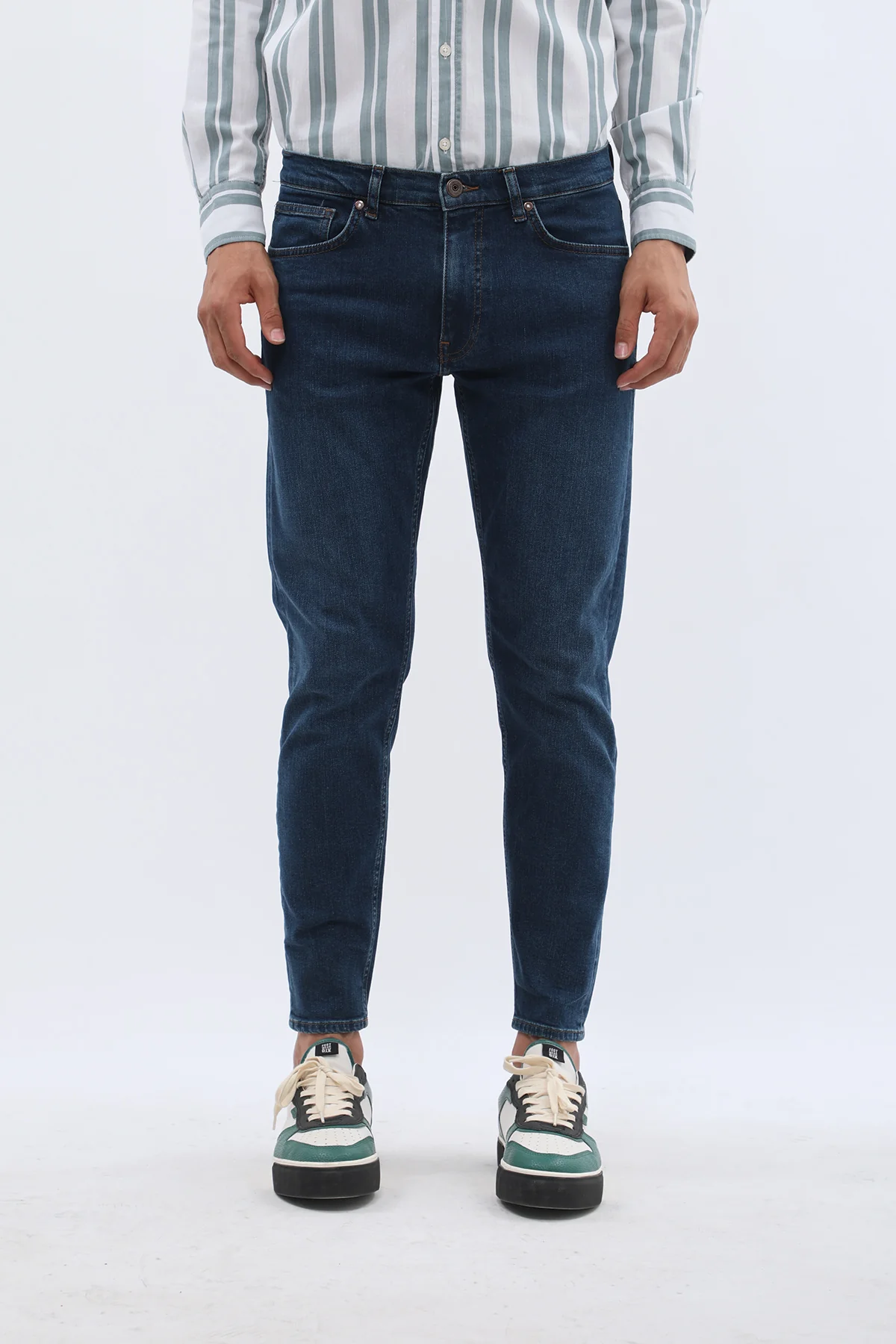جينز Boyfriend Slim Fit من JEANSPRO - لون أزرق داكن - Image 3