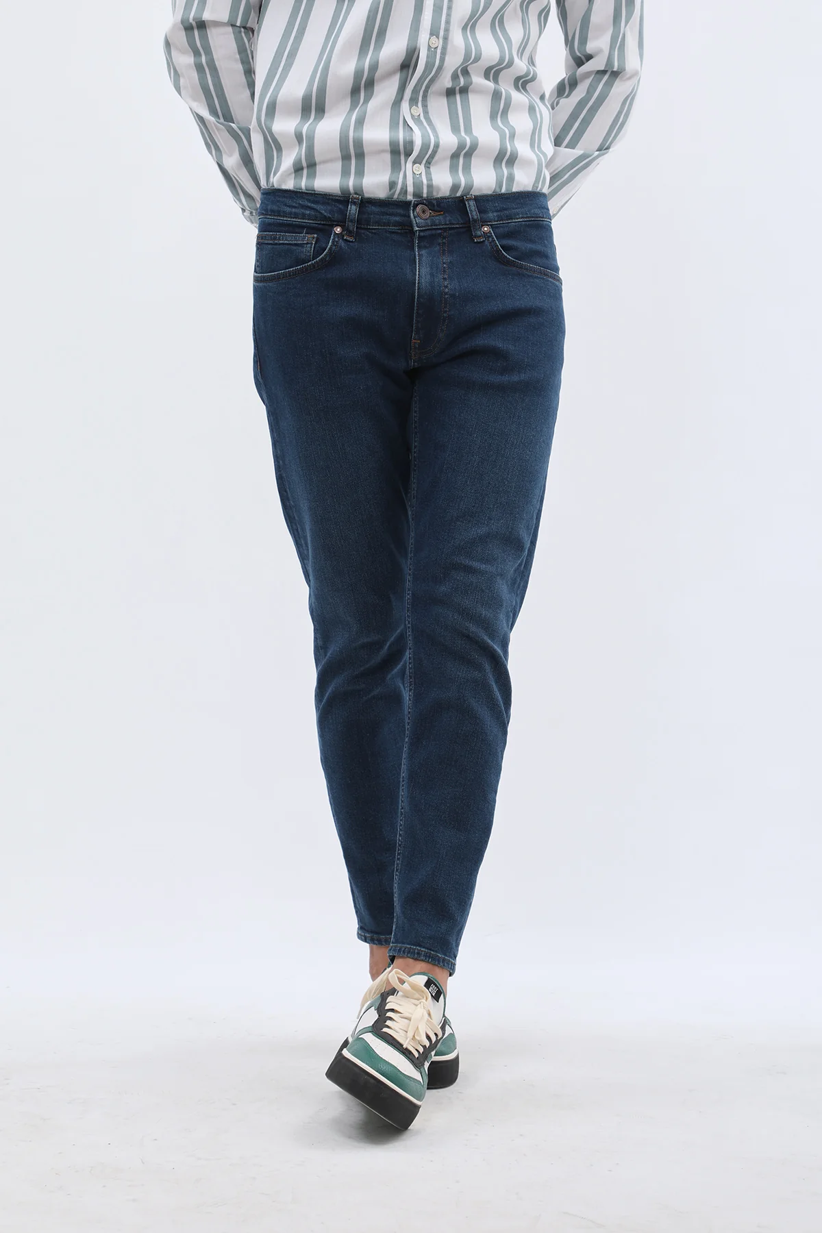 جينز Boyfriend Slim Fit من JEANSPRO - لون أزرق داكن - Image 8