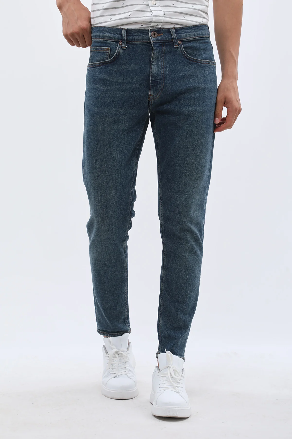 جينز Boyfriend Slim Fit من JEANSPRO - لون كحلي عتيق