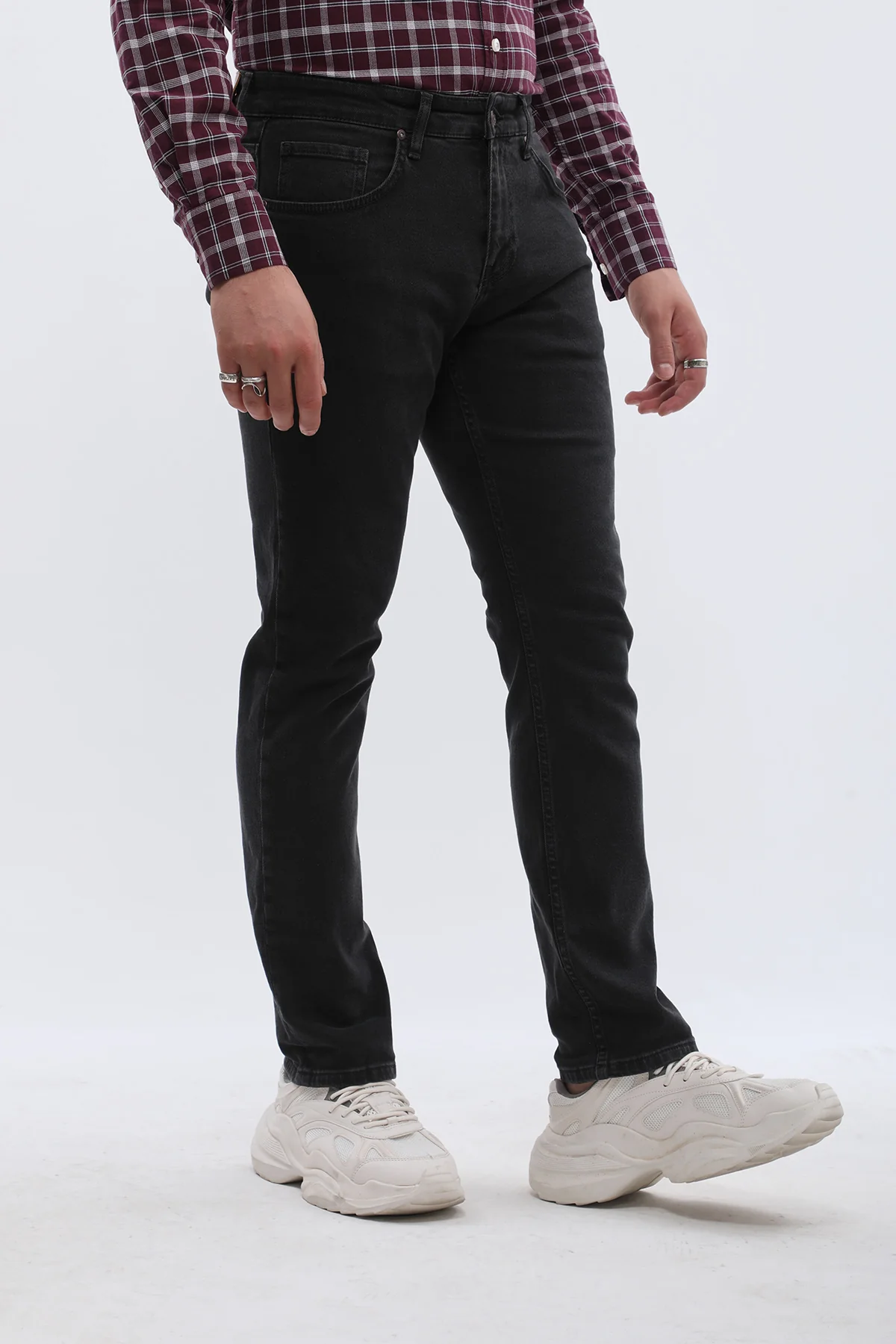 جينز Comfort Fit من JEANSPRO - لون أسود