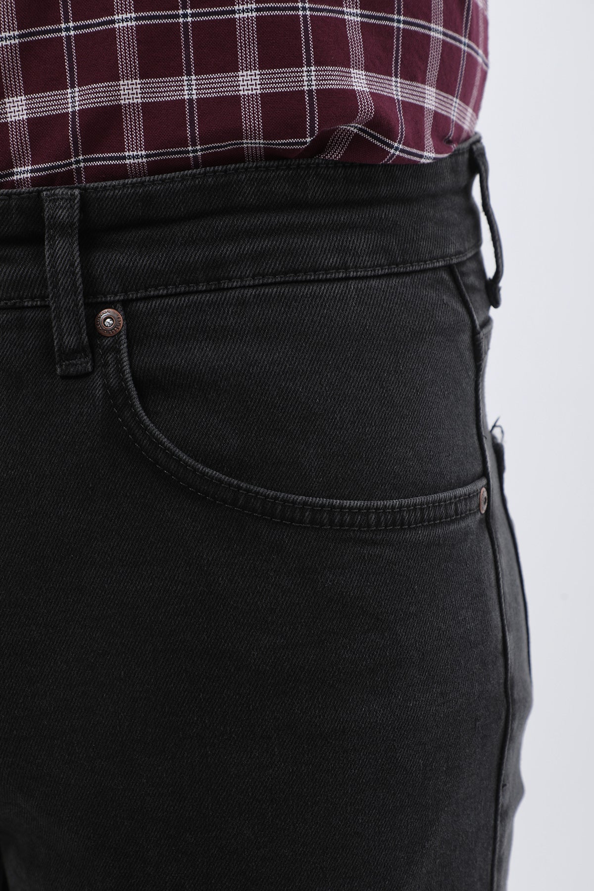 جينز Comfort Fit من JEANSPRO - لون أسود - Image 3