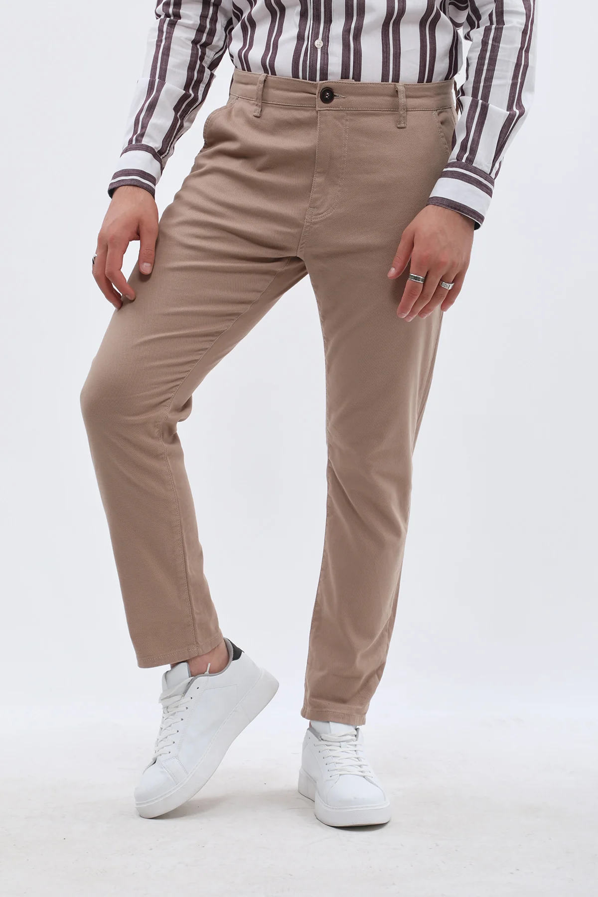 بنطلون كتان Slim Fit من JEANSPRO - لون رملي - Image 3