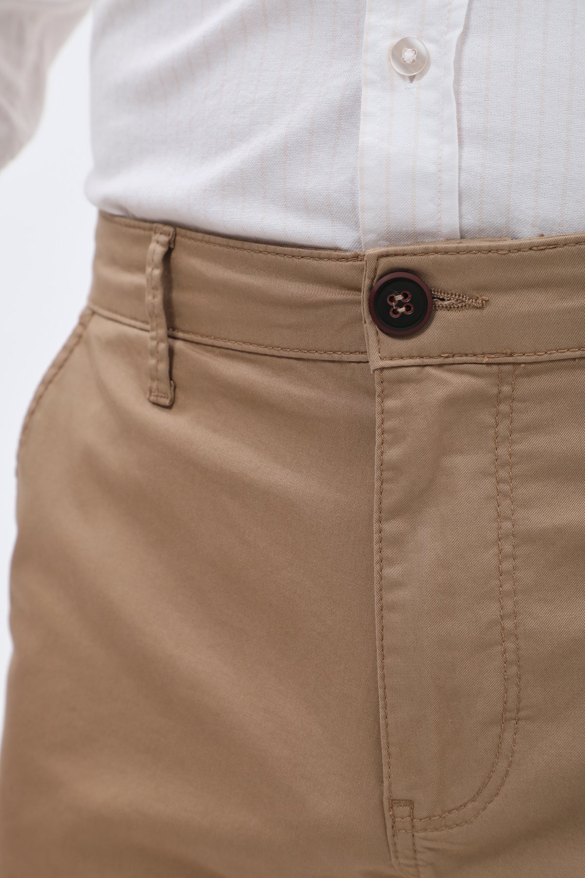 بنطلون كتان Slim Fit من JEANSPRO - لون رملي - Image 4