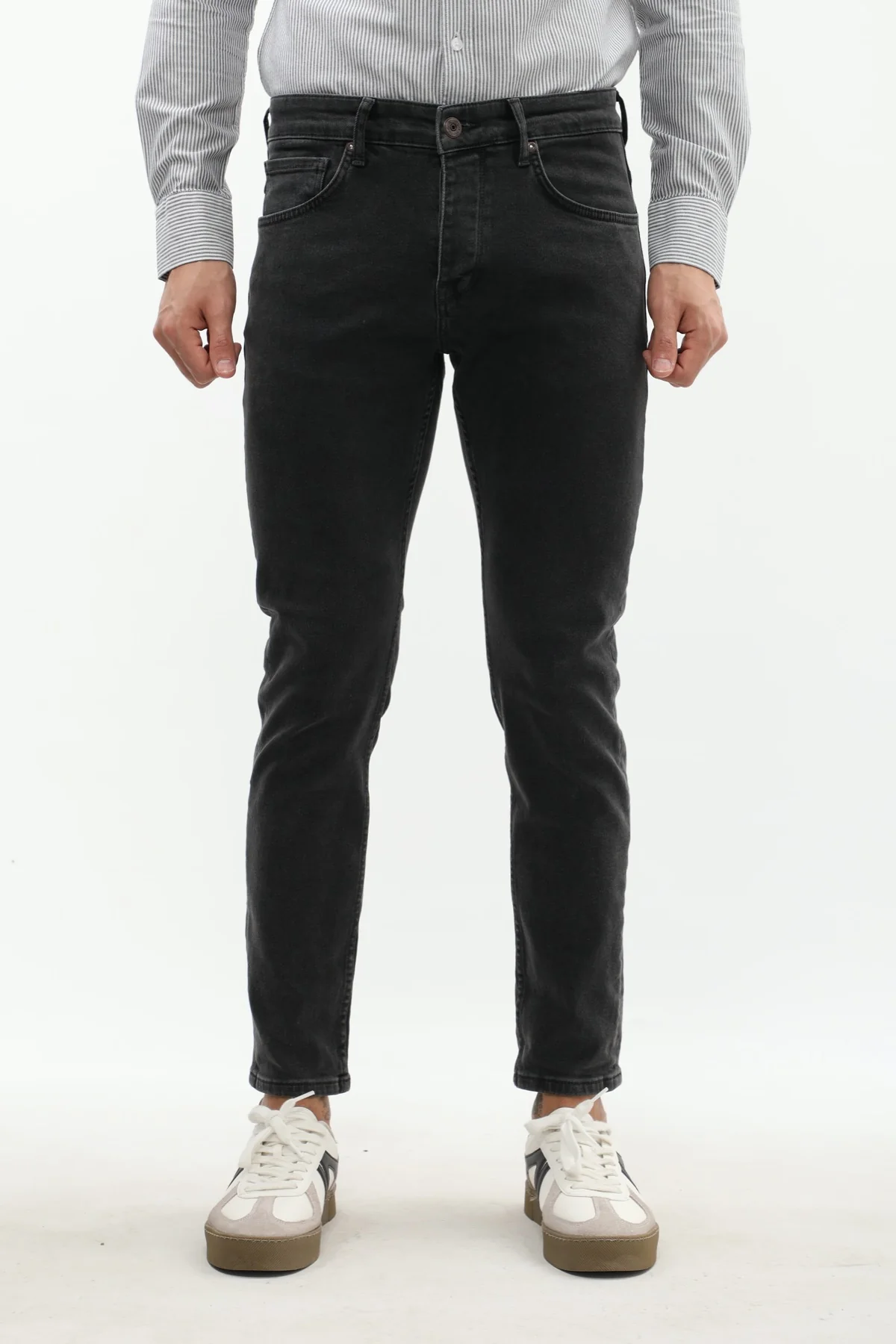 جينز Slim Fit من JEANSPRO - لون أسود
