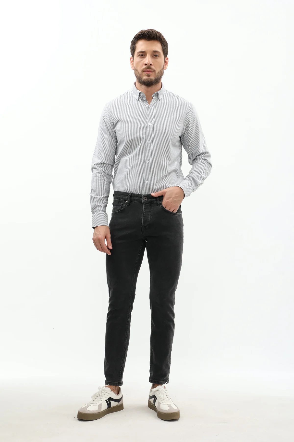 جينز Slim Fit من JEANSPRO - لون أسود - Image 2