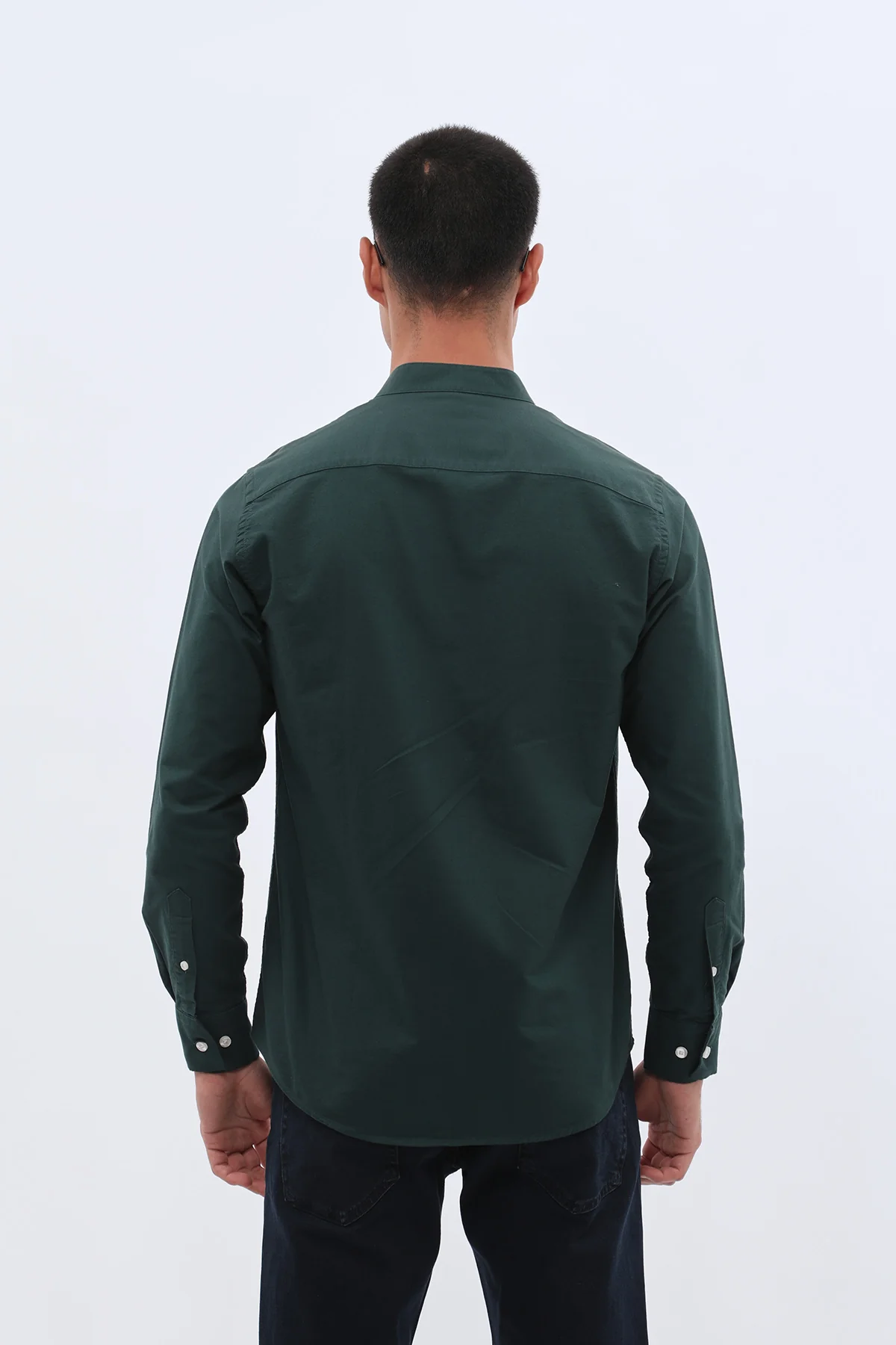 قميص أكسفورد بقبة ماندارين من SHIRTSPRO - لون أخضر صنوبري غامق - Image 5