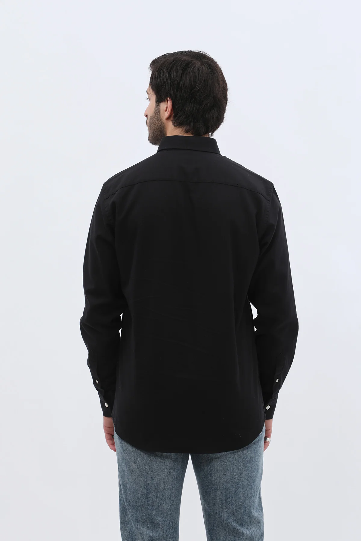 قميص باسكت بقبة بأزرار من SHIRTSPRO - لون أسود - Image 4