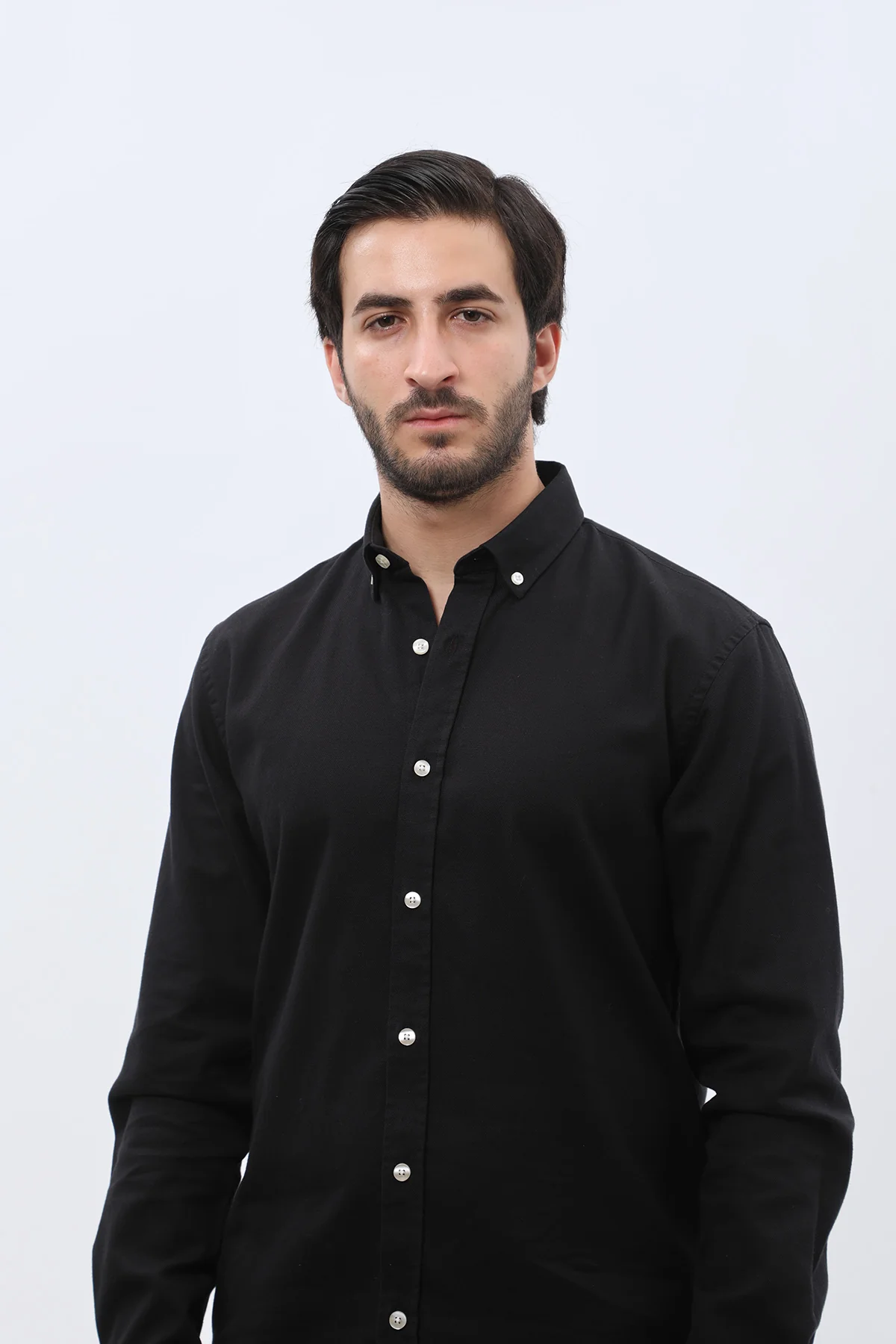 قميص باسكت بقبة بأزرار من SHIRTSPRO - لون أسود - Image 5