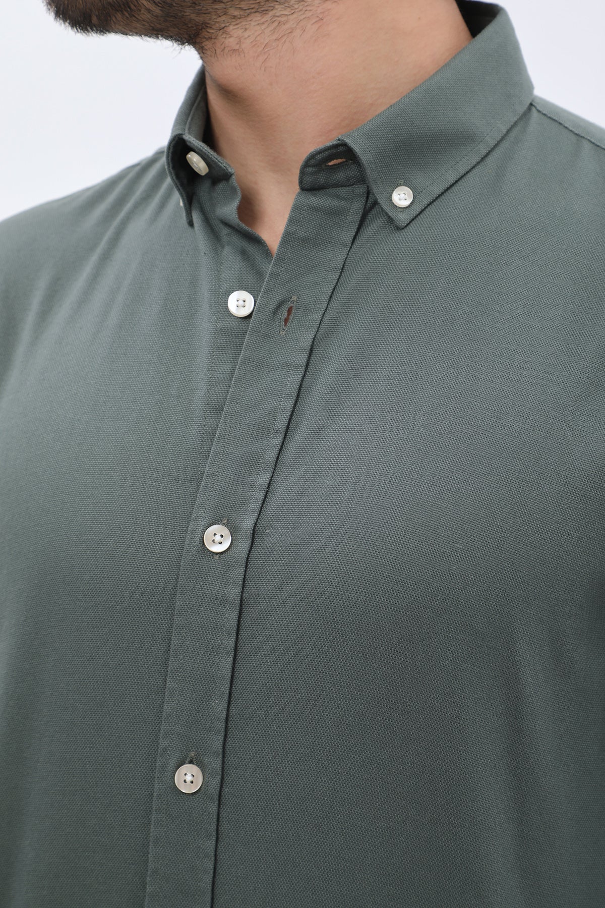 قميص باسكت بقبة بأزرار من SHIRTSPRO - لون دخاني