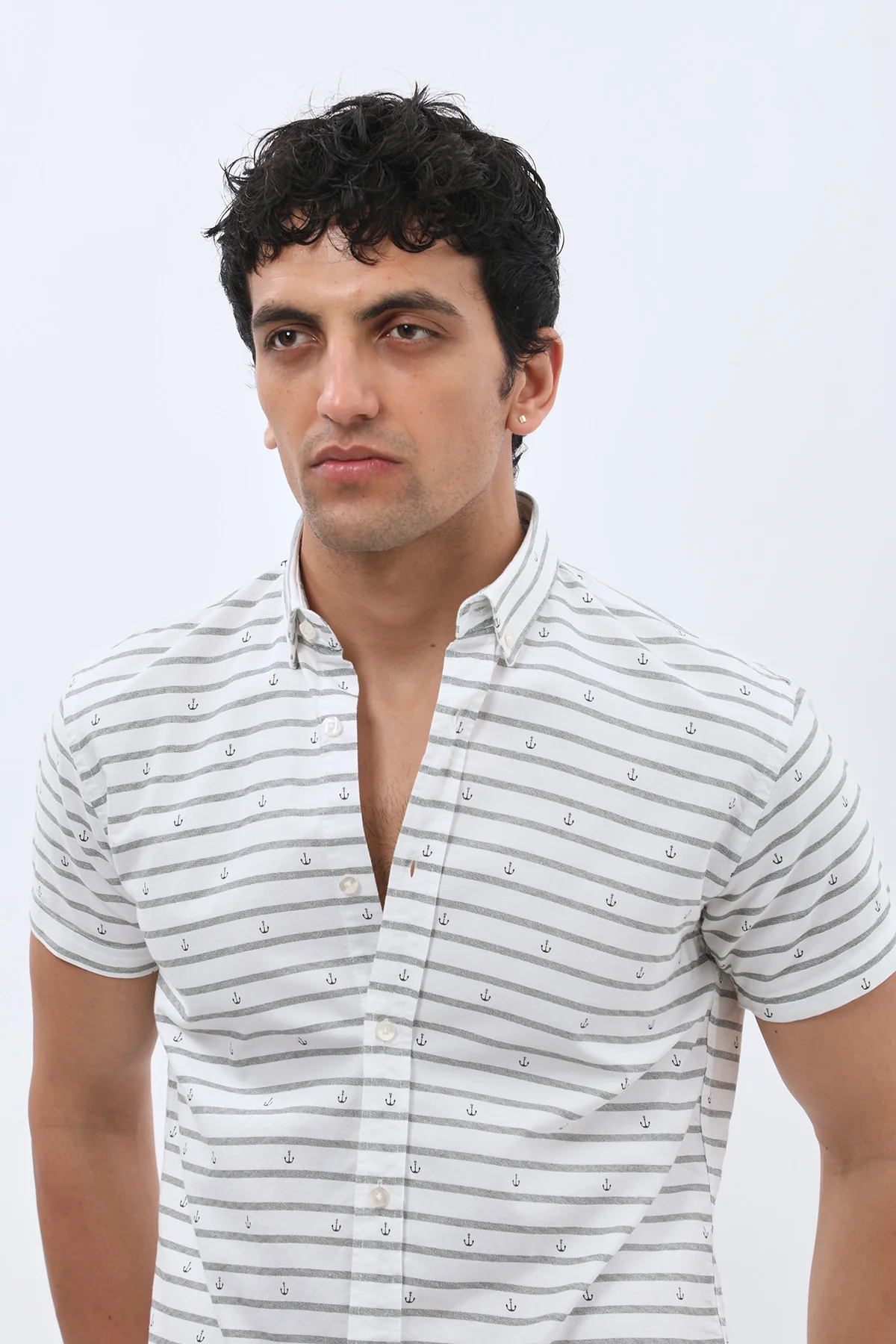 قميص مخطط بأكمام قصيرة وقبة بأزرار من SHIRTSPRO - لون أخضر - Image 4