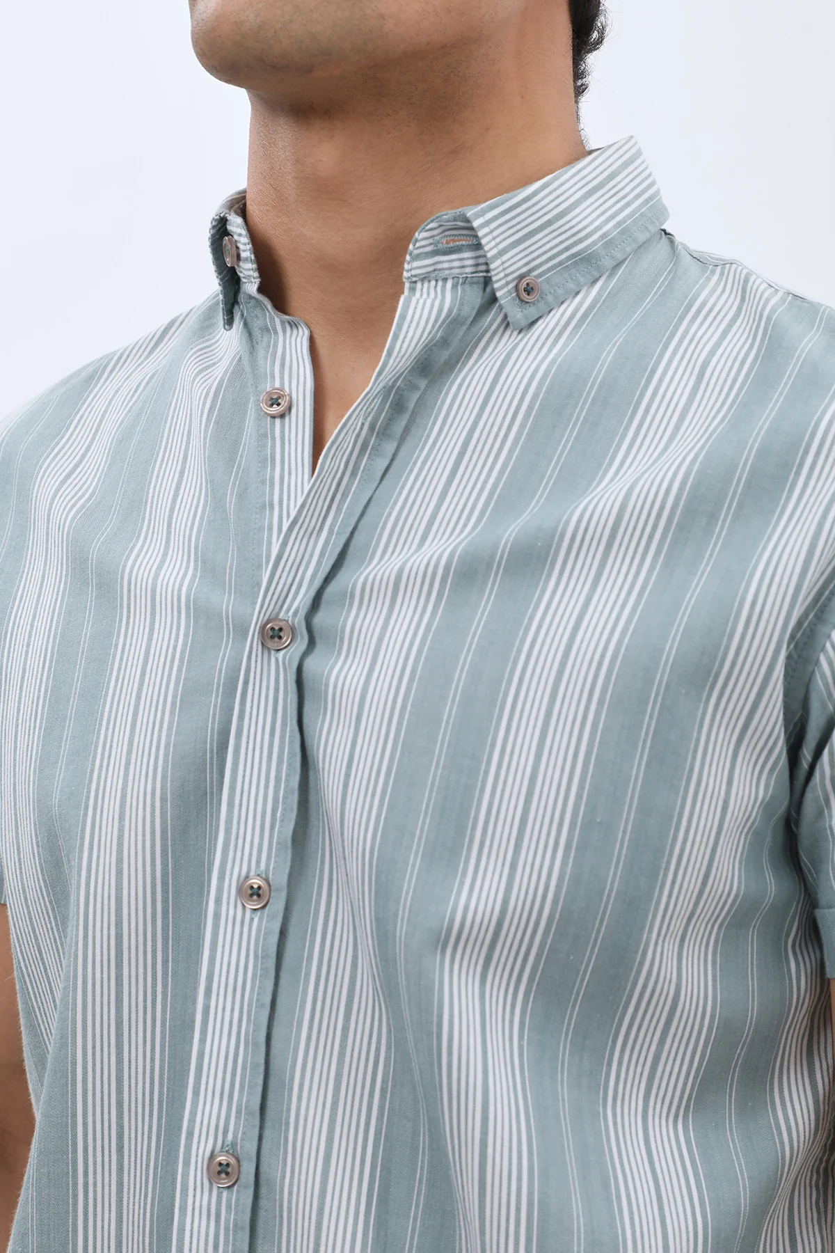 قميص مخطط بأكمام قصيرة وقبة بأزرار من SHIRTSPRO - لون بترولي