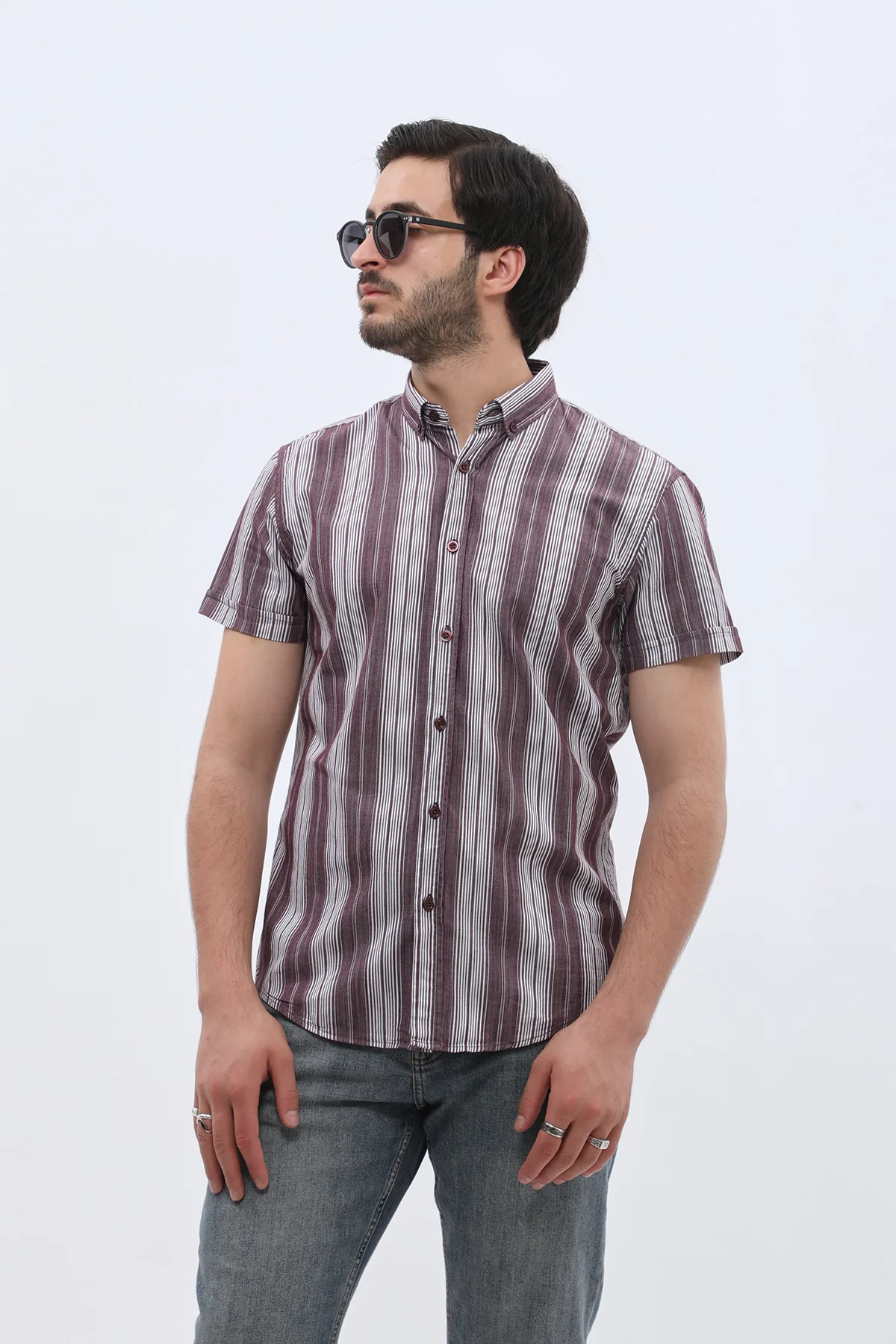 قميص مخطط بأكمام قصيرة وقبة بأزرار من SHIRTSPRO - لون أرجواني - Image 2