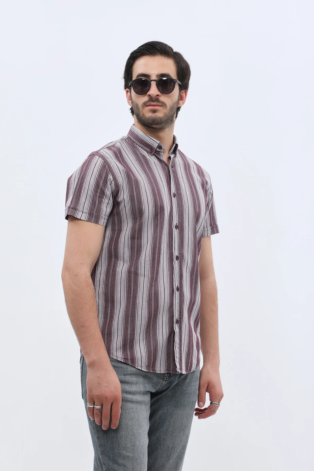 قميص مخطط بأكمام قصيرة وقبة بأزرار من SHIRTSPRO - لون أرجواني - Image 3