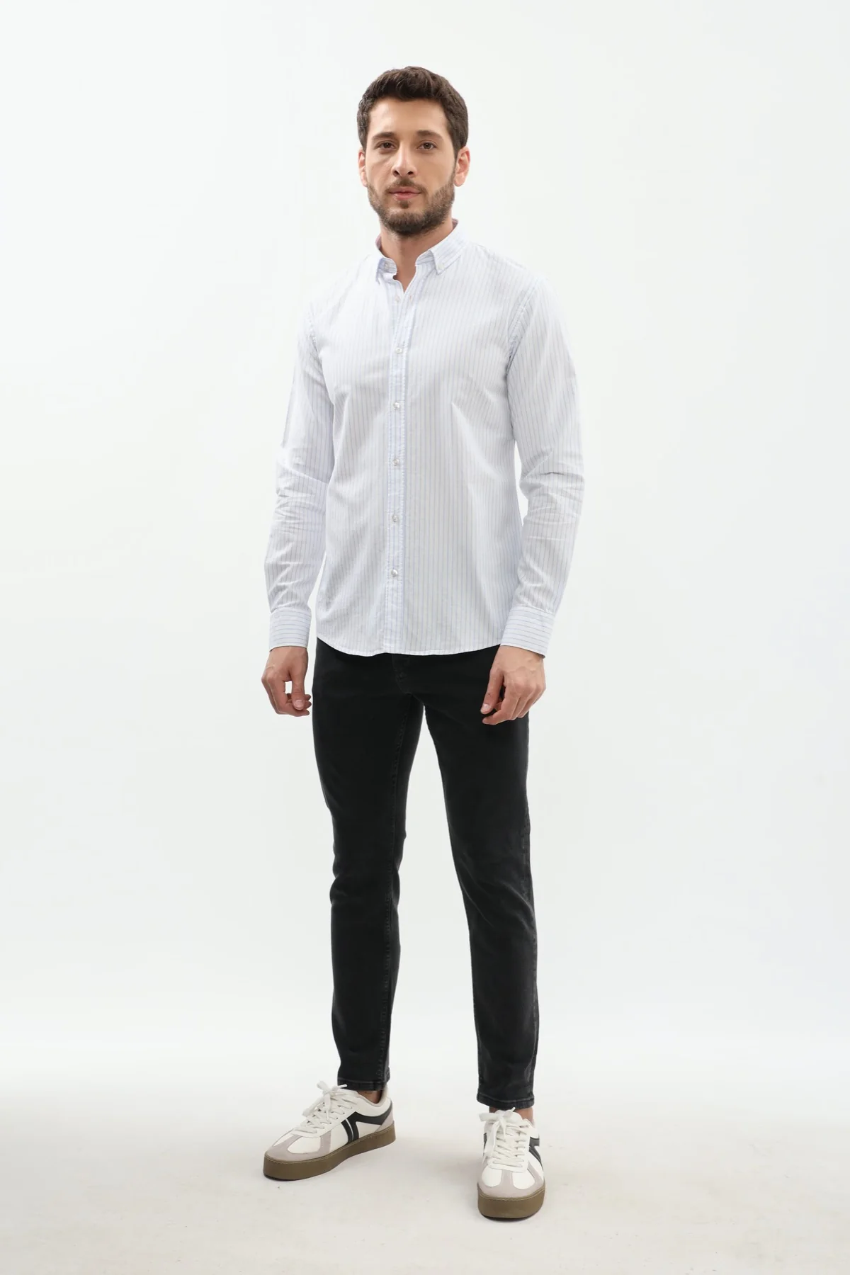 قميص مخطط بقبة بأزرار من SHIRTSPRO - لون ازرق - Image 4