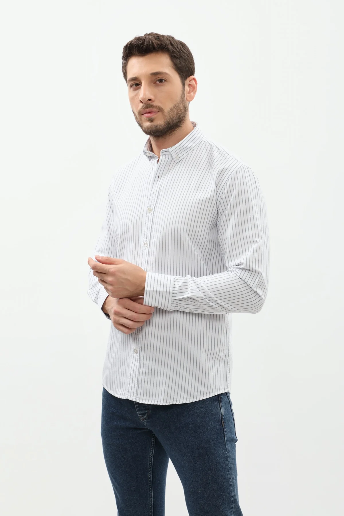 قميص مخطط بقبة بأزرار من SHIRTSPRO - لون كحلي - Image 3