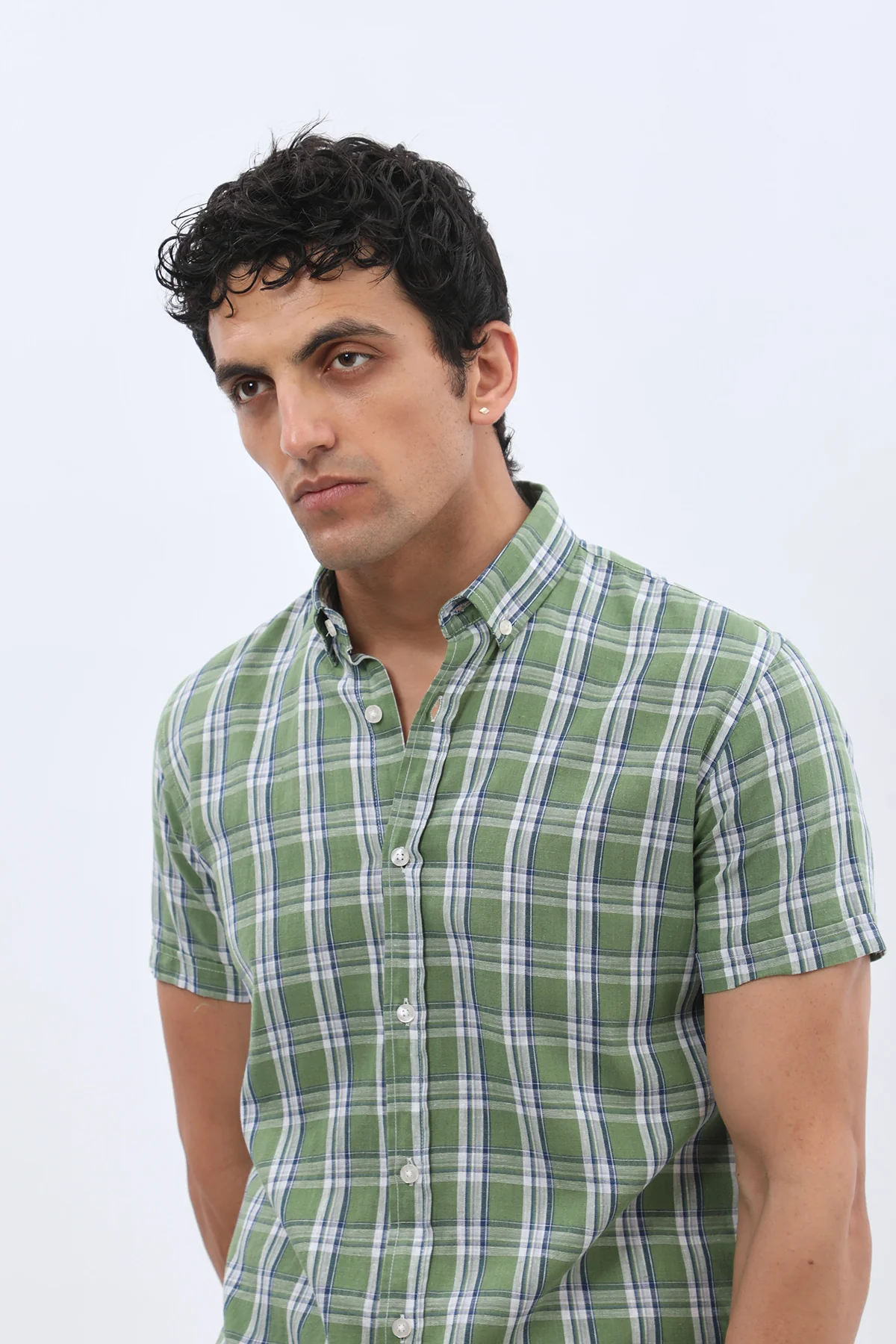 قميص كاروهات بأكمام قصيرة وقبة بأزرار من SHIRTSPRO - لون أخضر - Image 5