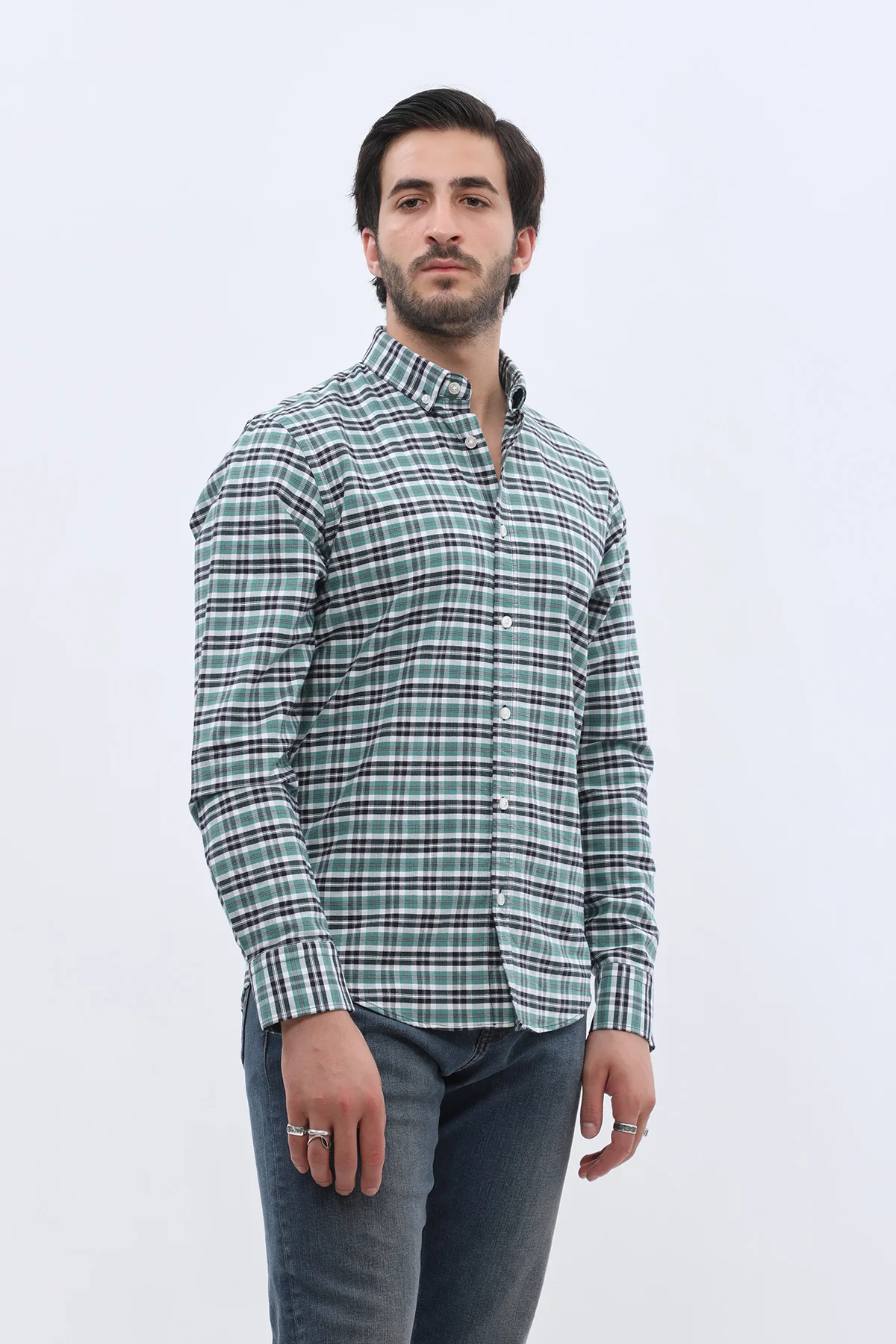 قميص أكسفورد كاروهات بقبة بأزرار من SHIRTSPRO - لون أخضر فاتح - Image 4
