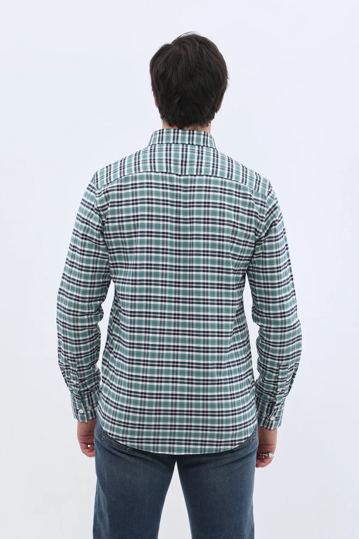 قميص أكسفورد كاروهات بقبة بأزرار من SHIRTSPRO - لون أخضر فاتح - Image 5
