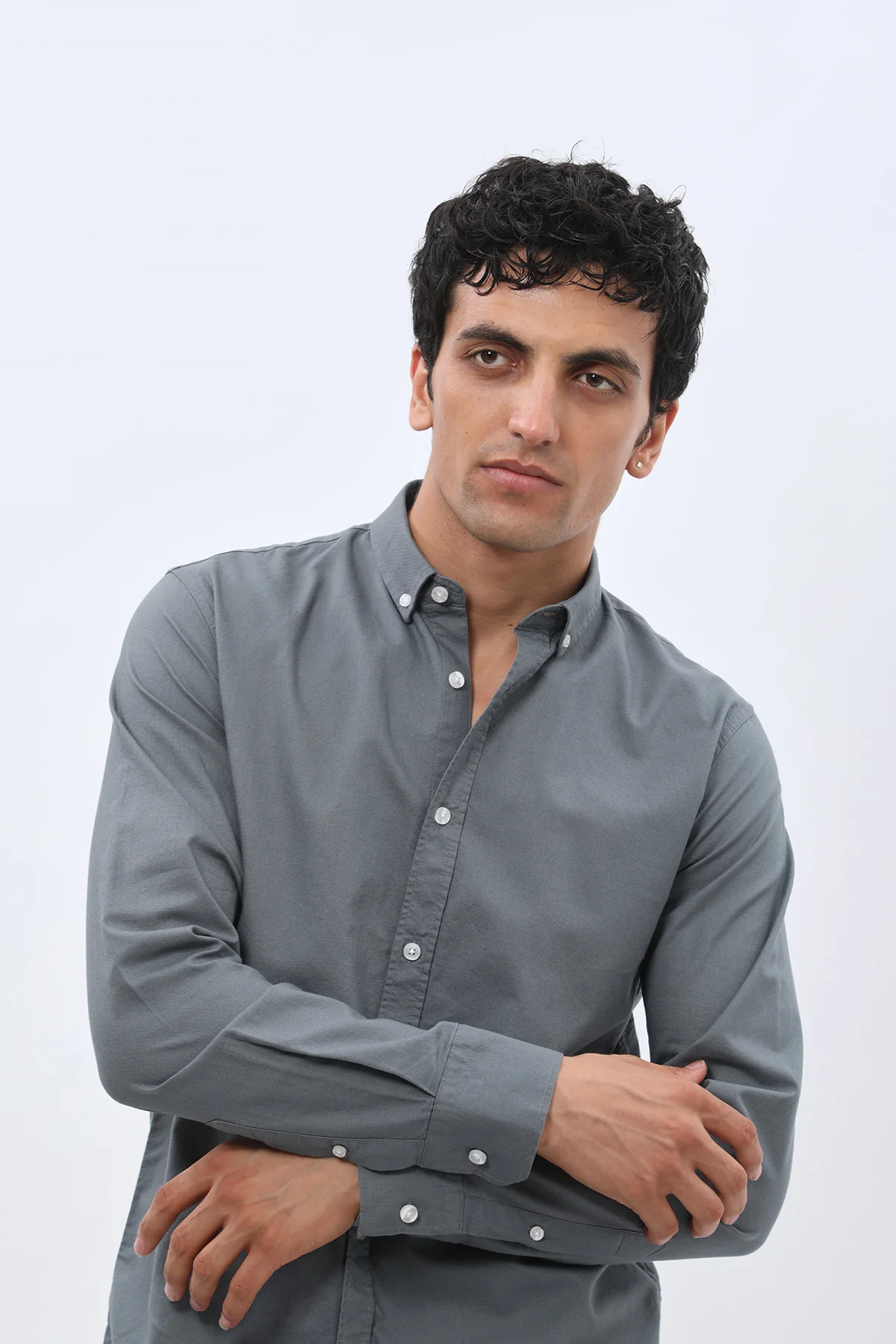 قميص أكسفورد بقبة بأزرار من SHIRTSPRO - لون دخاني - Image 4
