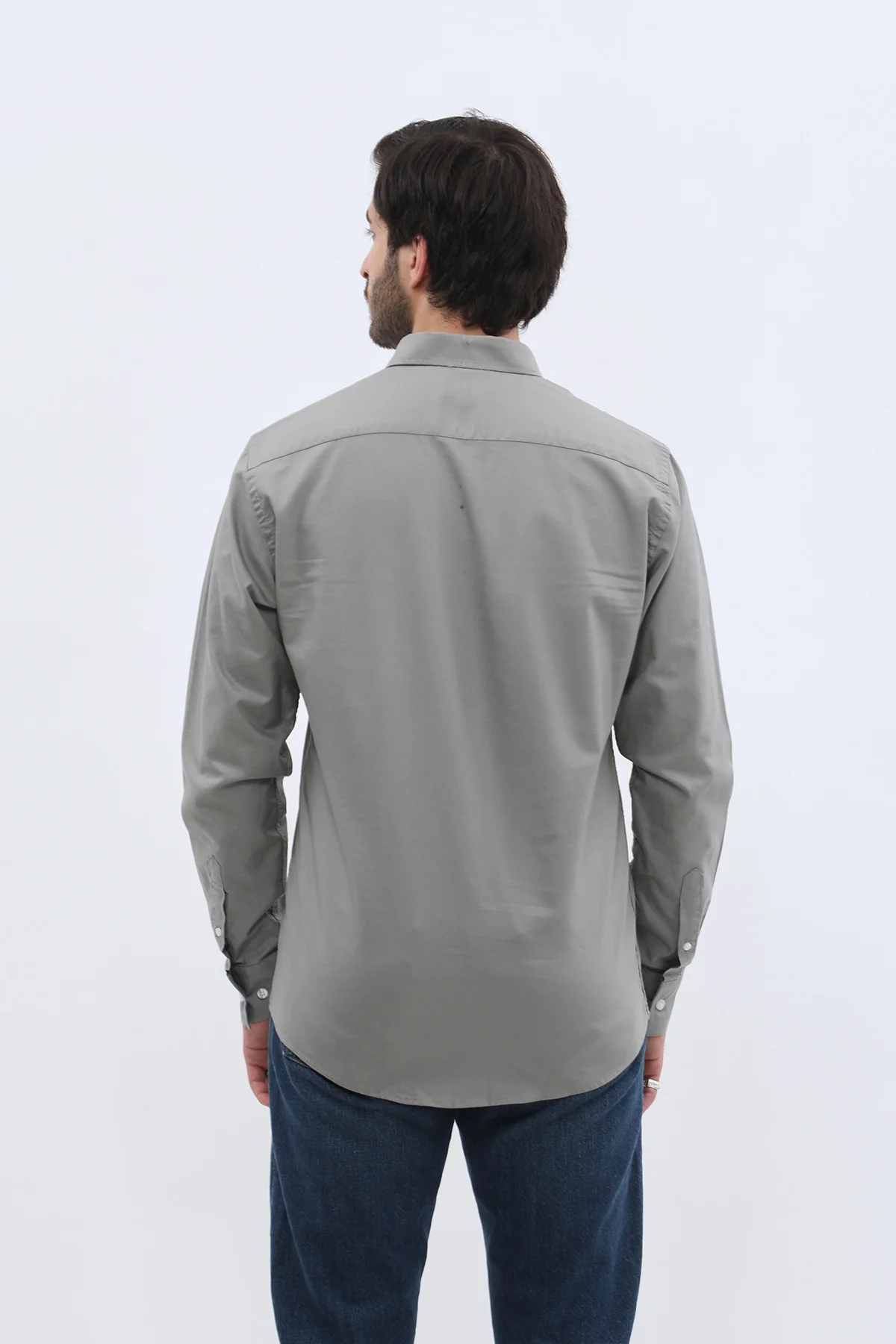 قميص أوكسفورد بقبة بأزرار من SHIRTSPRO - لون رمادي باهت - Image 6