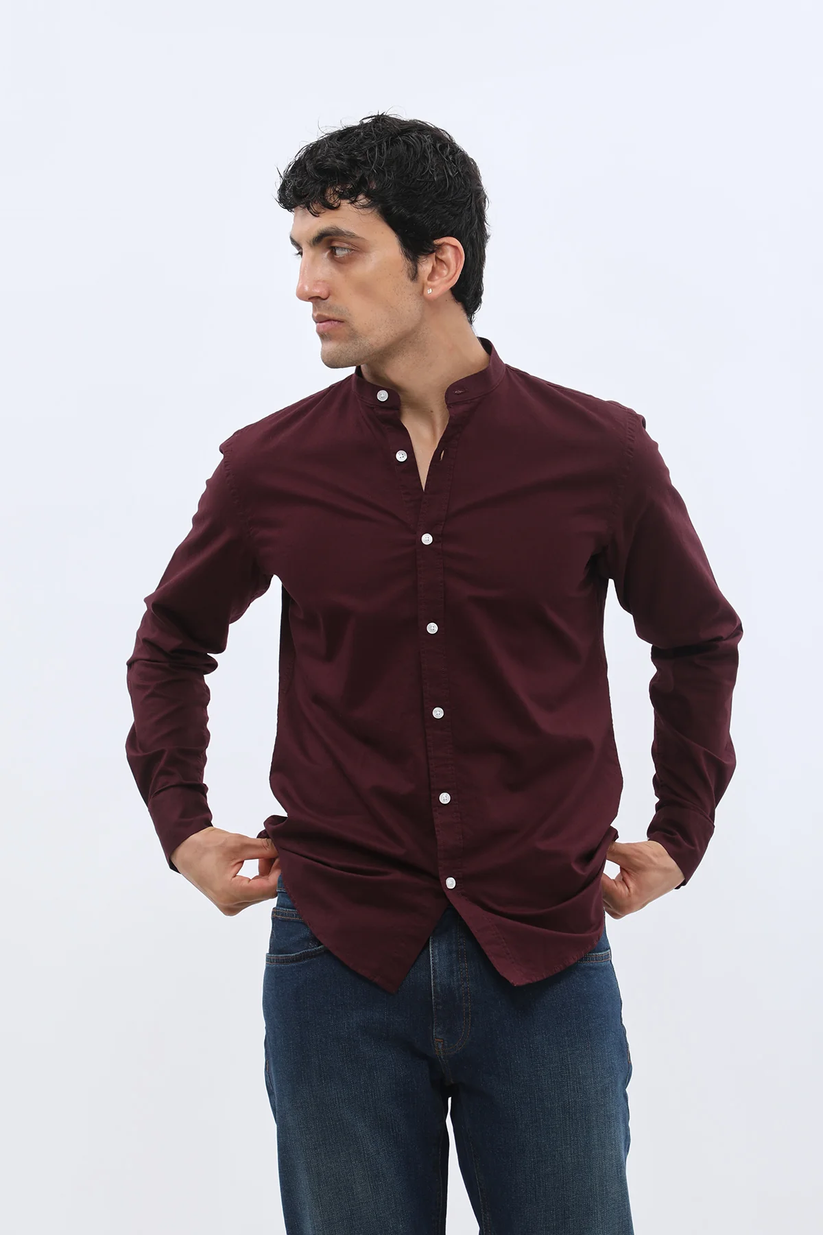 قميص أكسفورد بقبة ماندارين من SHIRTSPRO - لون أحمر بورجندي غامق - Image 3