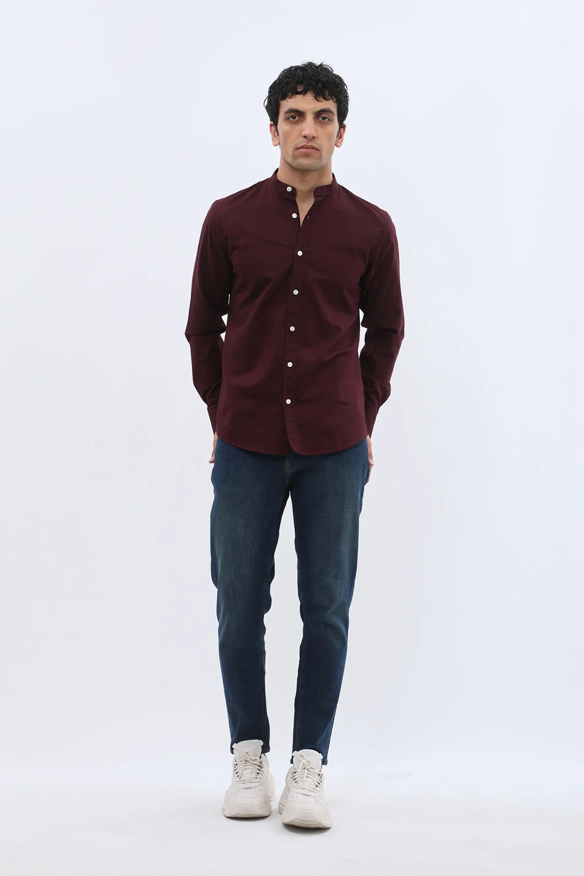 قميص أكسفورد بقبة ماندارين من SHIRTSPRO - لون أحمر بورجندي غامق - Image 4
