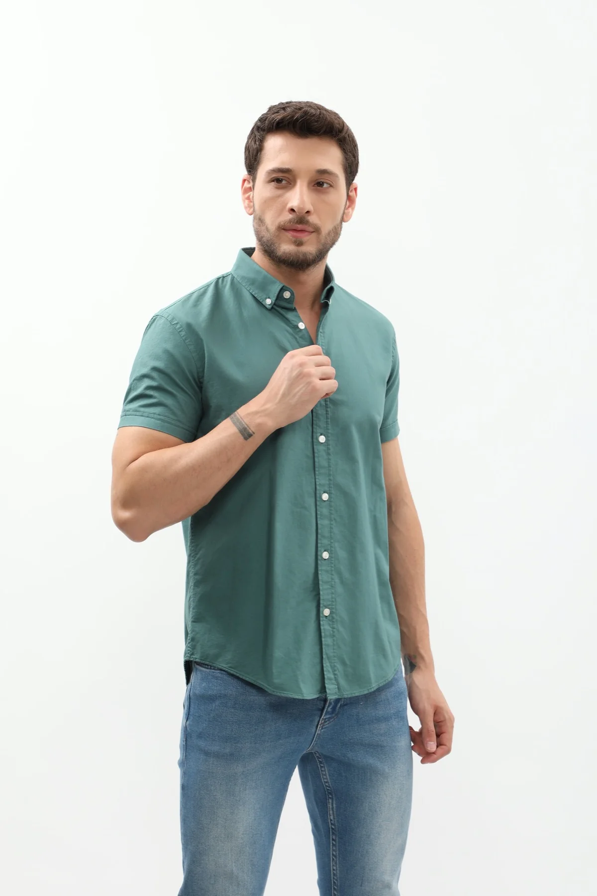 قميص أكسفورد بأكمام قصيرة وقبة بأزرار من SHIRTSPRO - لون أخضر عتيق - Image 3