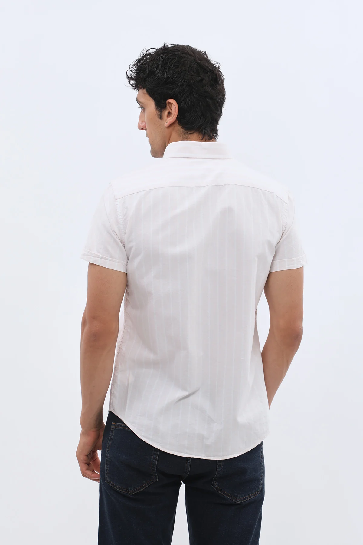 قميص أوكسفورد مخطط بأكمام قصيرة وقبة بأزرار من SHIRTSPRO - لون بيج - Image 6