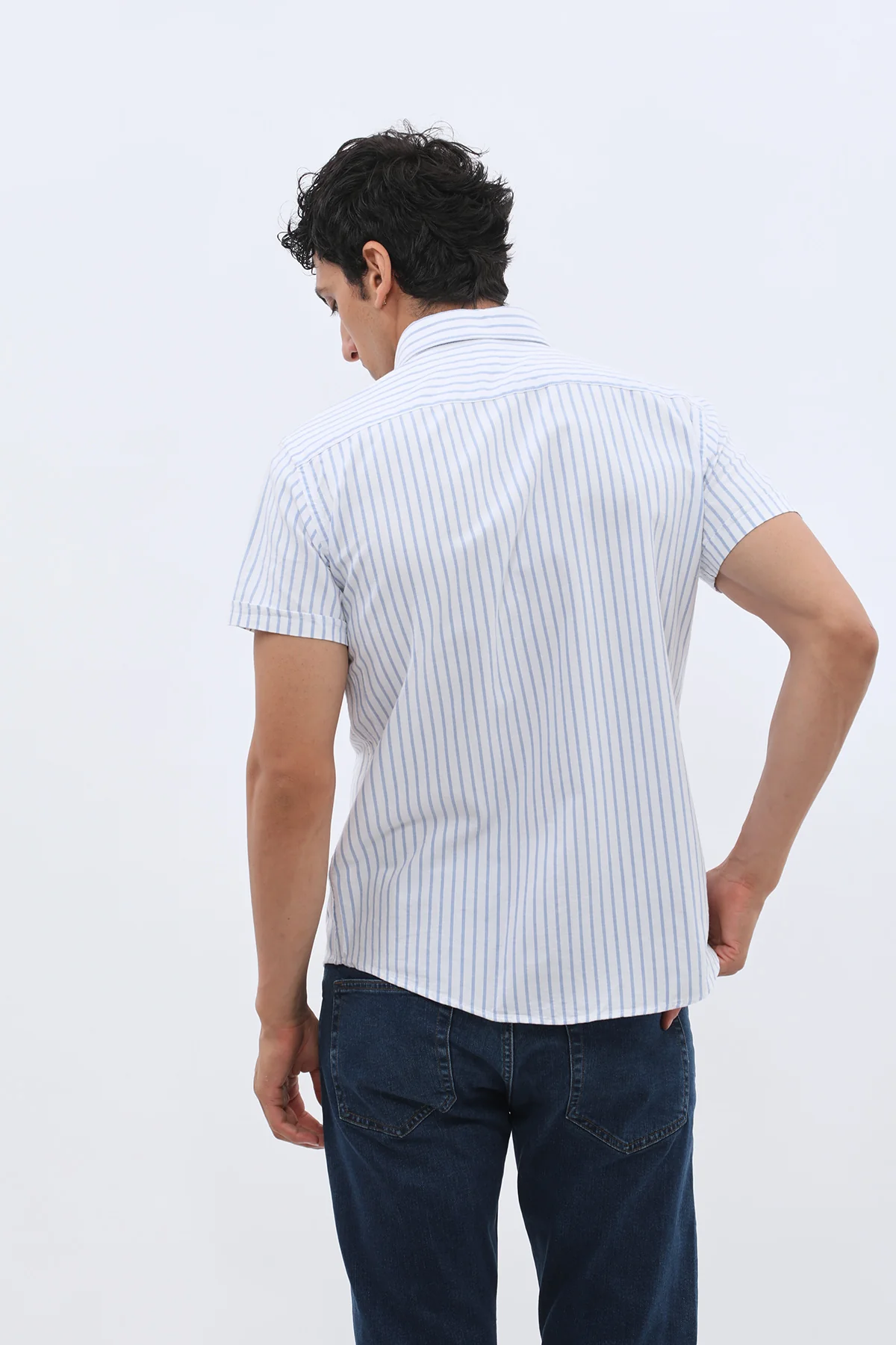 قميص أوكسفورد مخطط بأكمام قصيرة وقبة بأزرار من SHIRTSPRO - لون أزرق - Image 6