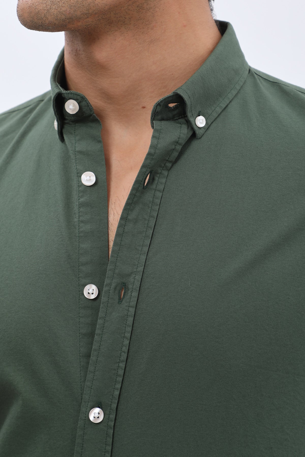 قميص أكسفورد بأكمام قصيرة وقبة بأزرار من SHIRTSPRO - لون أخضر جبلي