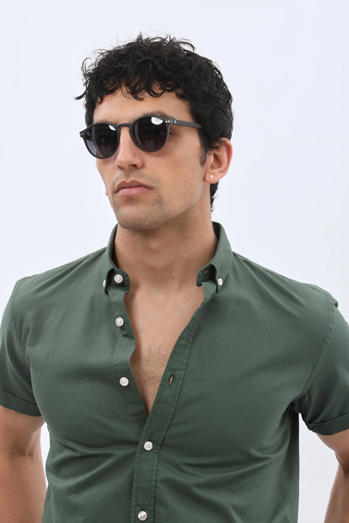 قميص أكسفورد بأكمام قصيرة وقبة بأزرار من SHIRTSPRO - لون أخضر جبلي - Image 4