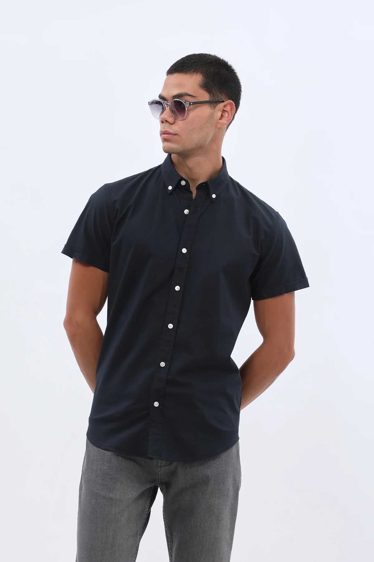 قميص أكسفورد بأكمام قصيرة وقبة بأزرار من SHIRTSPRO - لون كحلي - Image 3