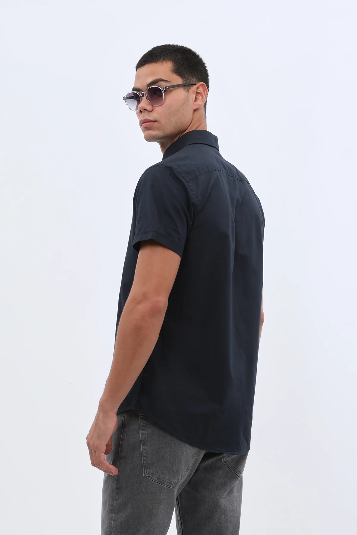 قميص أكسفورد بأكمام قصيرة وقبة بأزرار من SHIRTSPRO - لون كحلي - Image 5