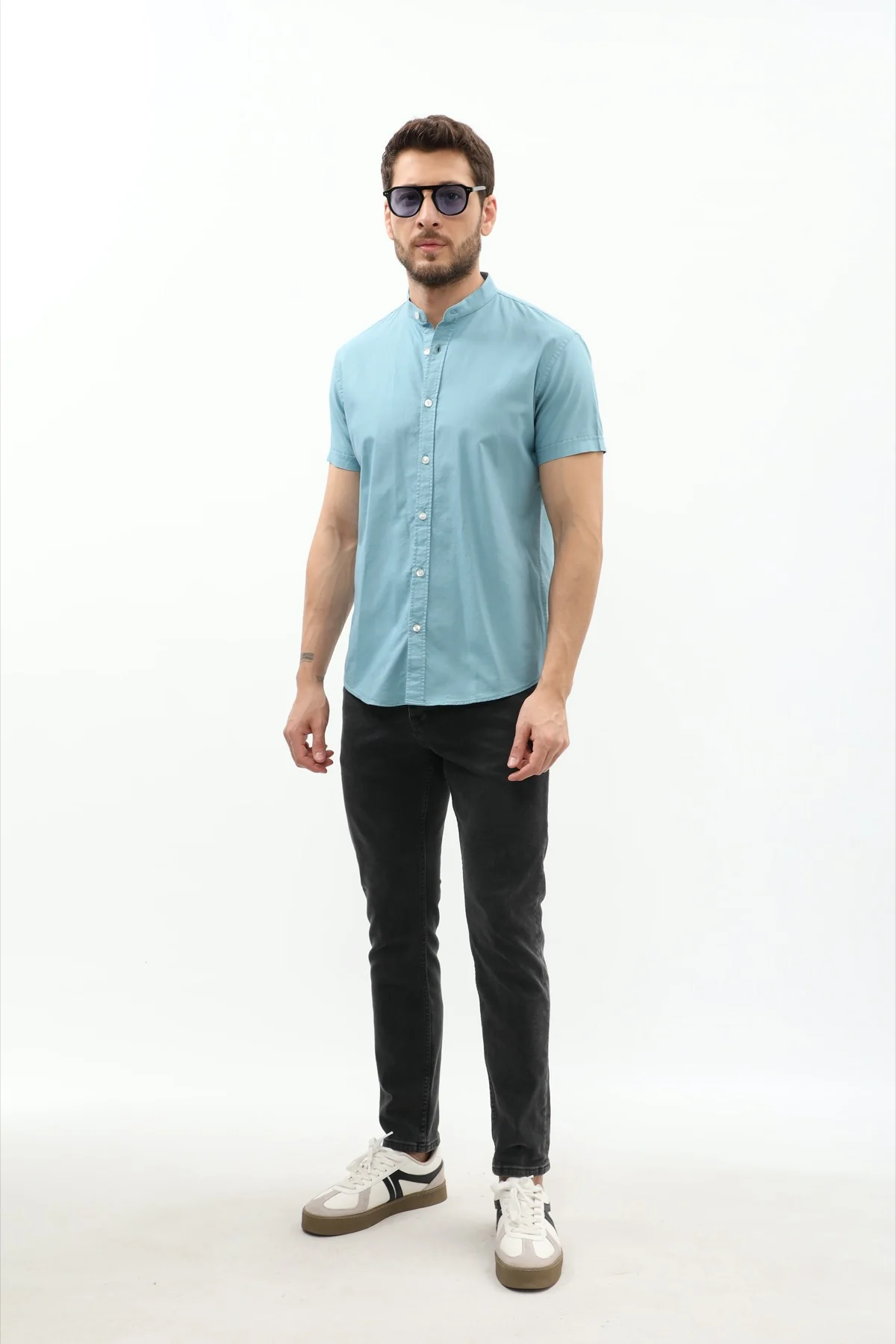 قميص أكسفورد بأكمام قصيرة وقبة ماندارين من SHIRTSPRO - لون أزرق بحري  - Image 3