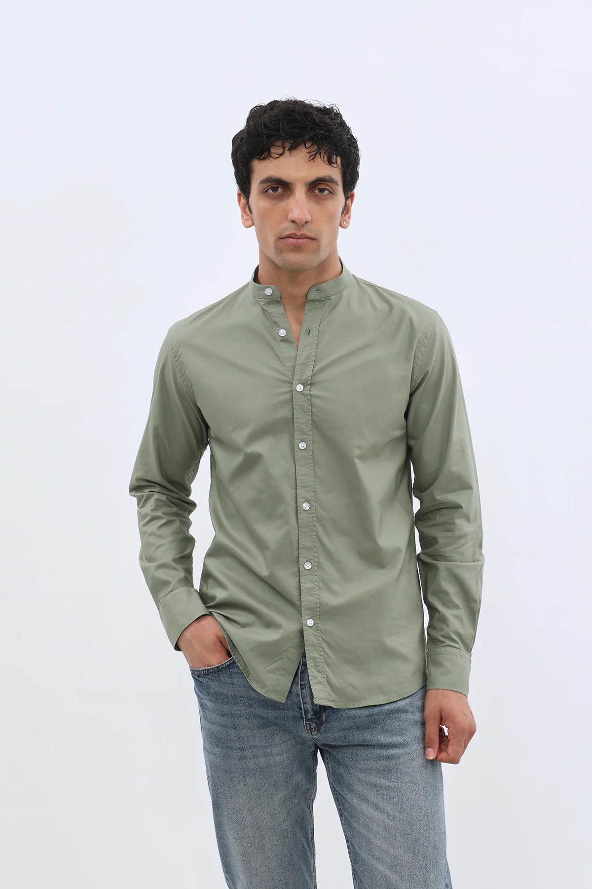 قميص أكسفورد بقبة ماندارين من SHIRTSPRO - لون أخضر زيتوني

 - Image 4