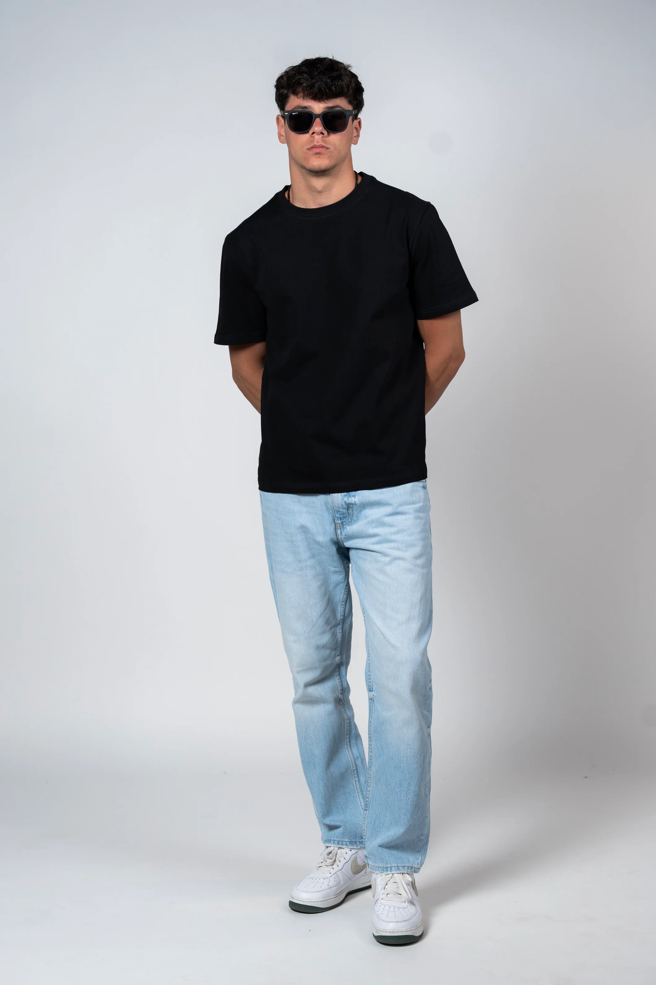 تيشيرت قطن 100% من SHIRTSPRO - لون أسود - Image 4