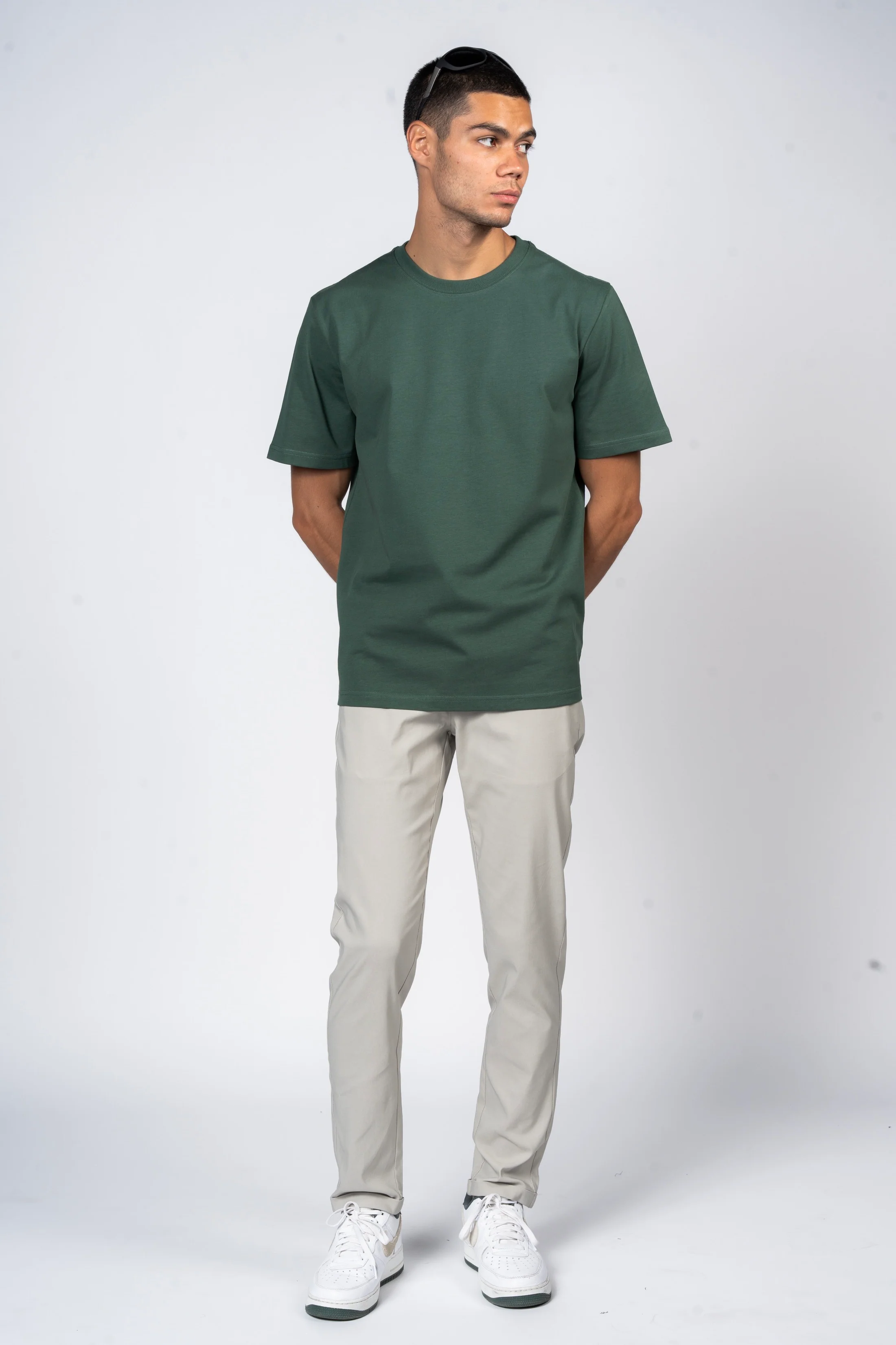 تيشيرت قطن 100% من SHIRTSPRO - لون زيتي - Image 3