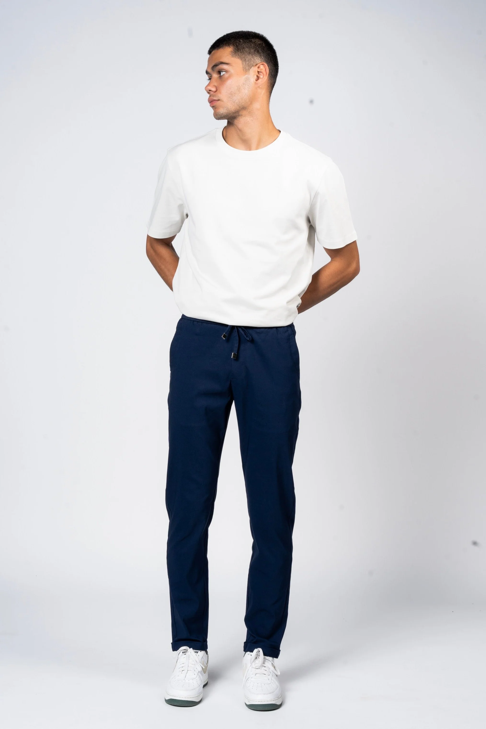 تيشيرت قطن 100% من SHIRTSPRO - لون بيج فاتح - Image 3